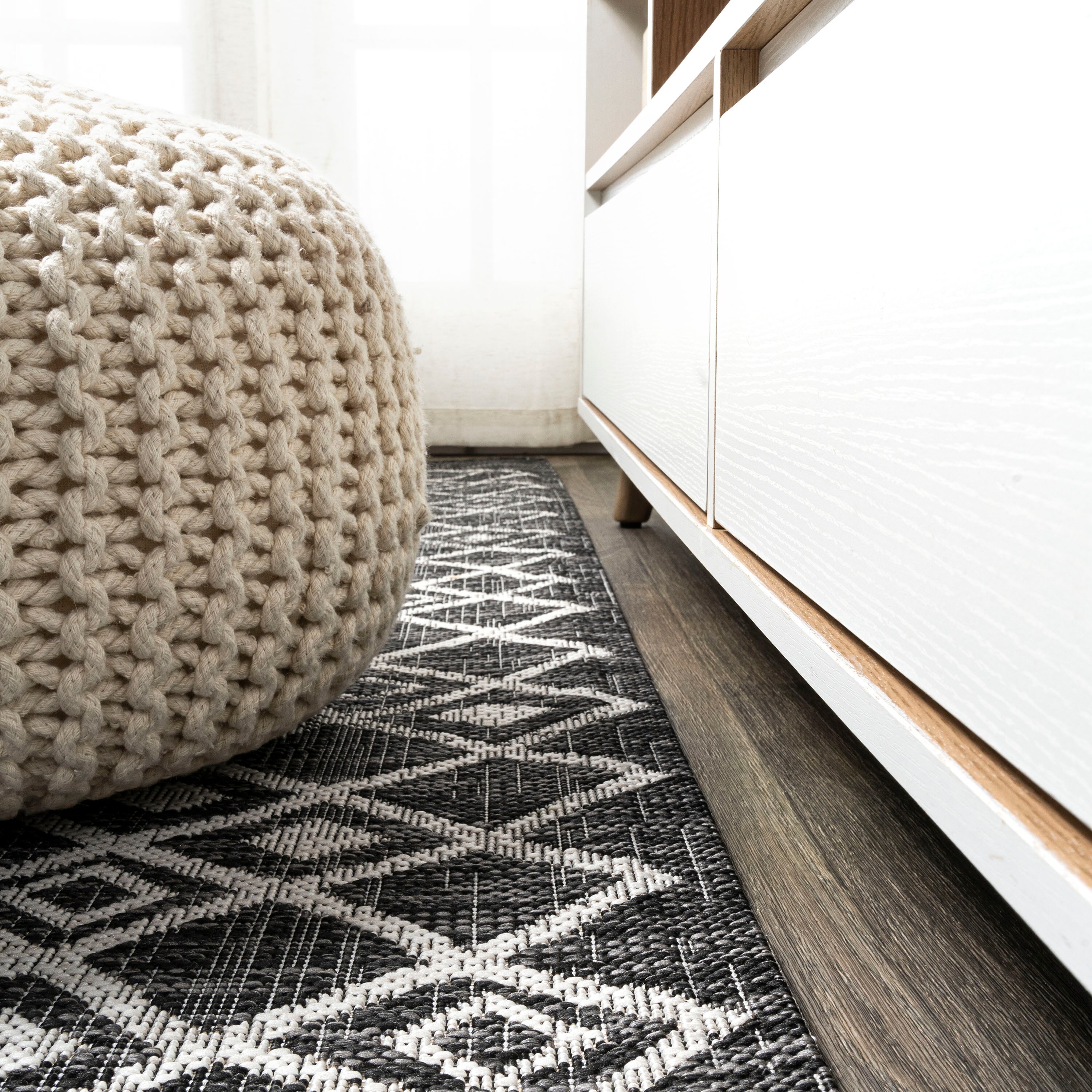JONATHAN  Y SMB132E-210 rugs - View #10