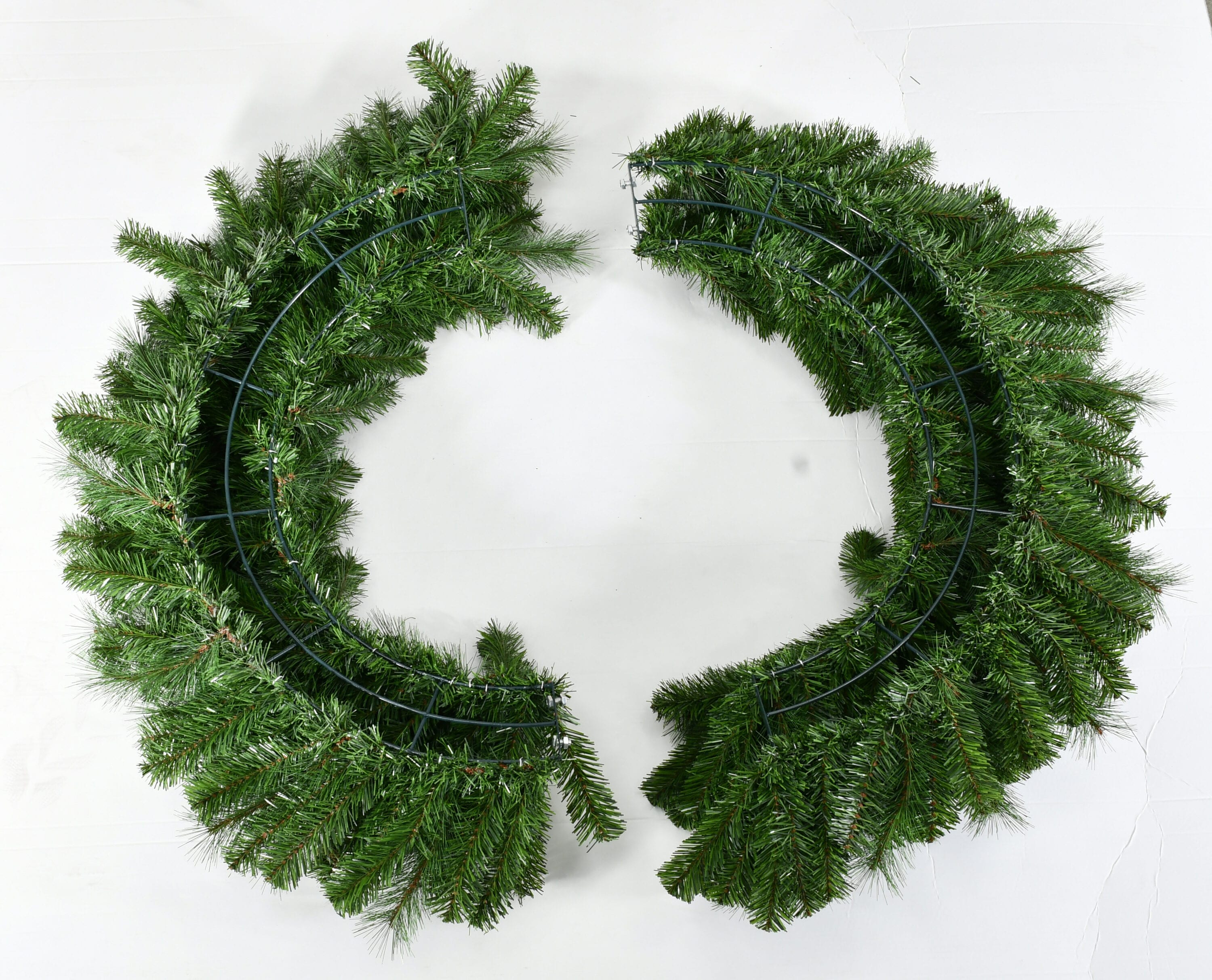 Fraser Hill Farm FFGT048W-6GR Artificial-Christmas-Wreaths - View #5
