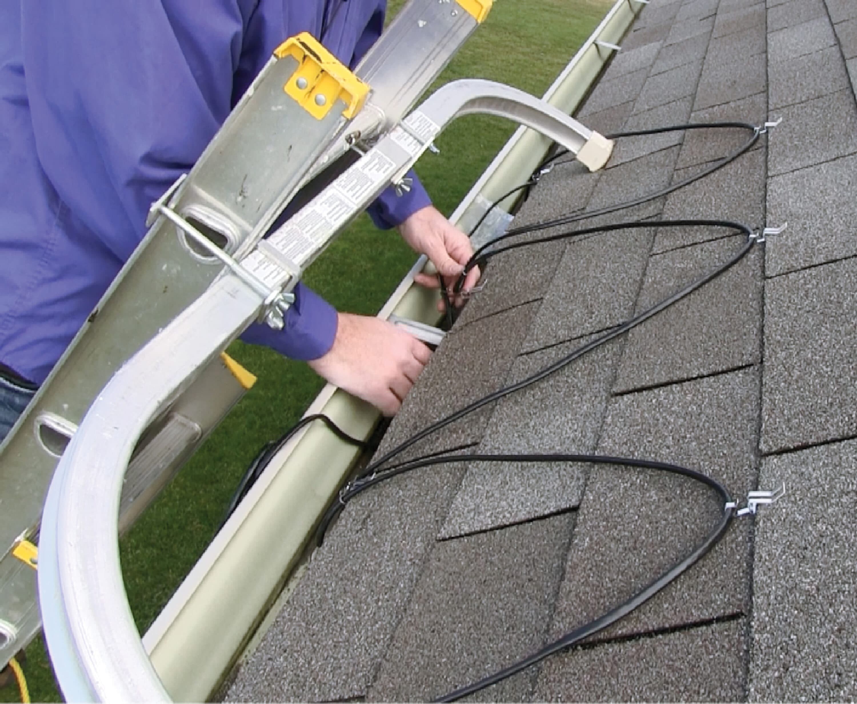 Frost King RC60 Roof-Shovels - View #3