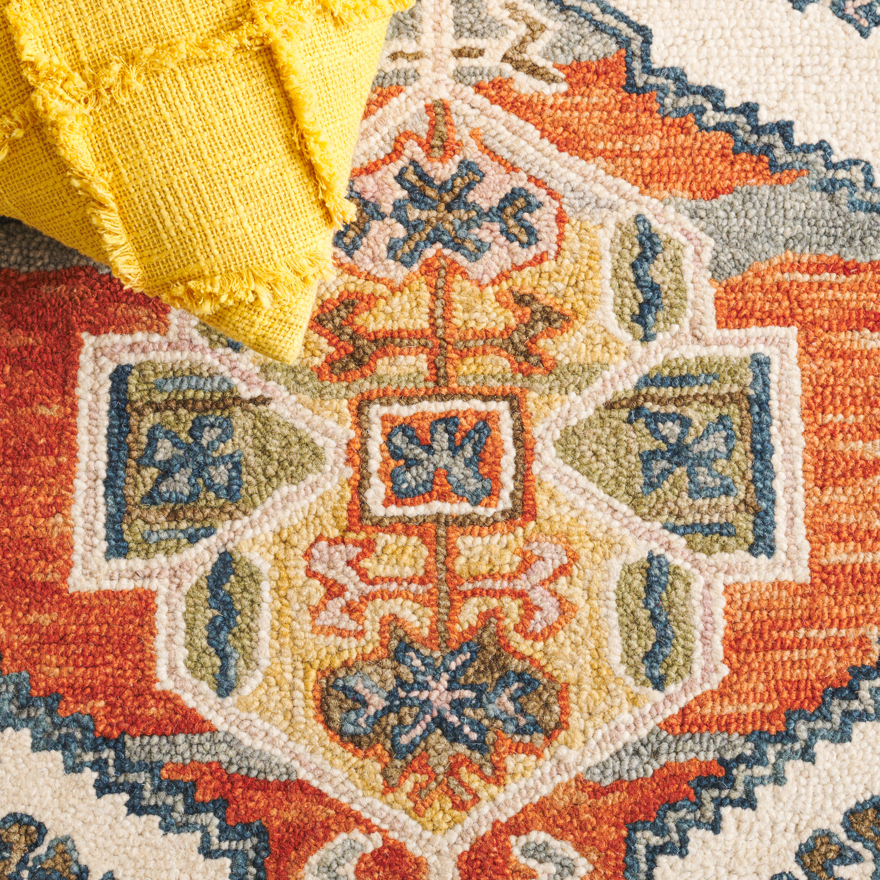 Safavieh APN106Q-5 rugs - View #4