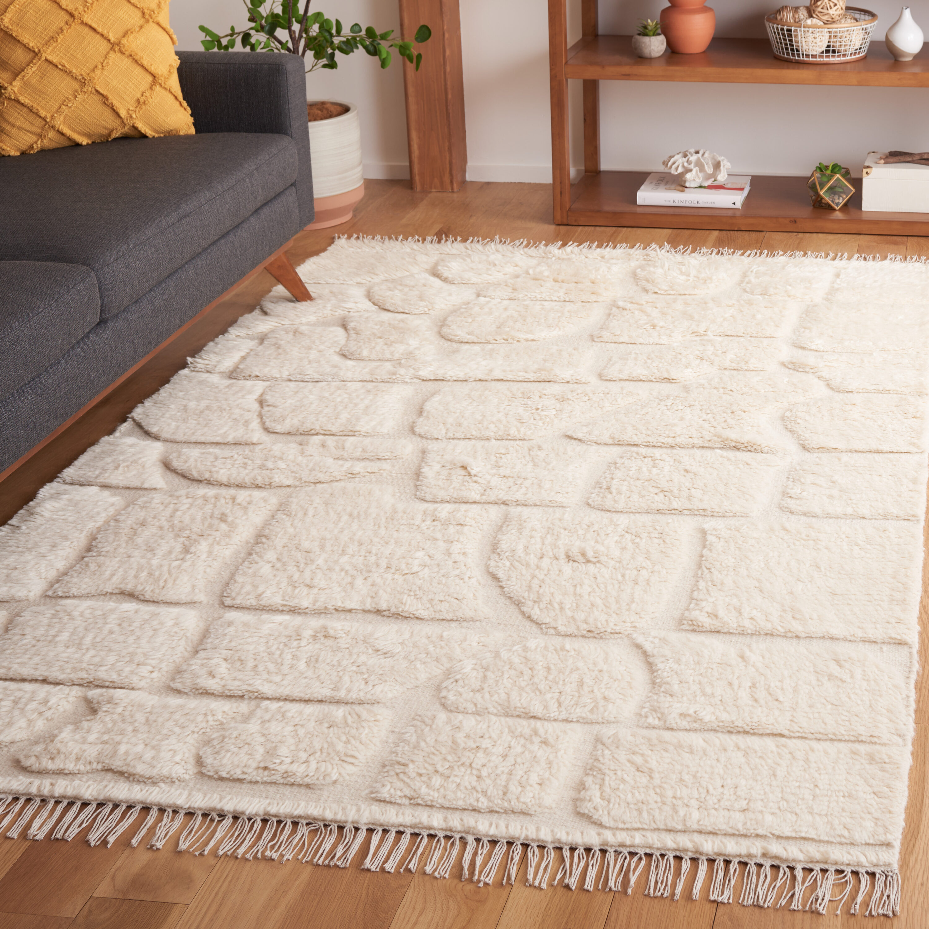  Kenya 229 Ivory Shag / Flokati 5Ft x 8Ft Medium Rectangle Rug