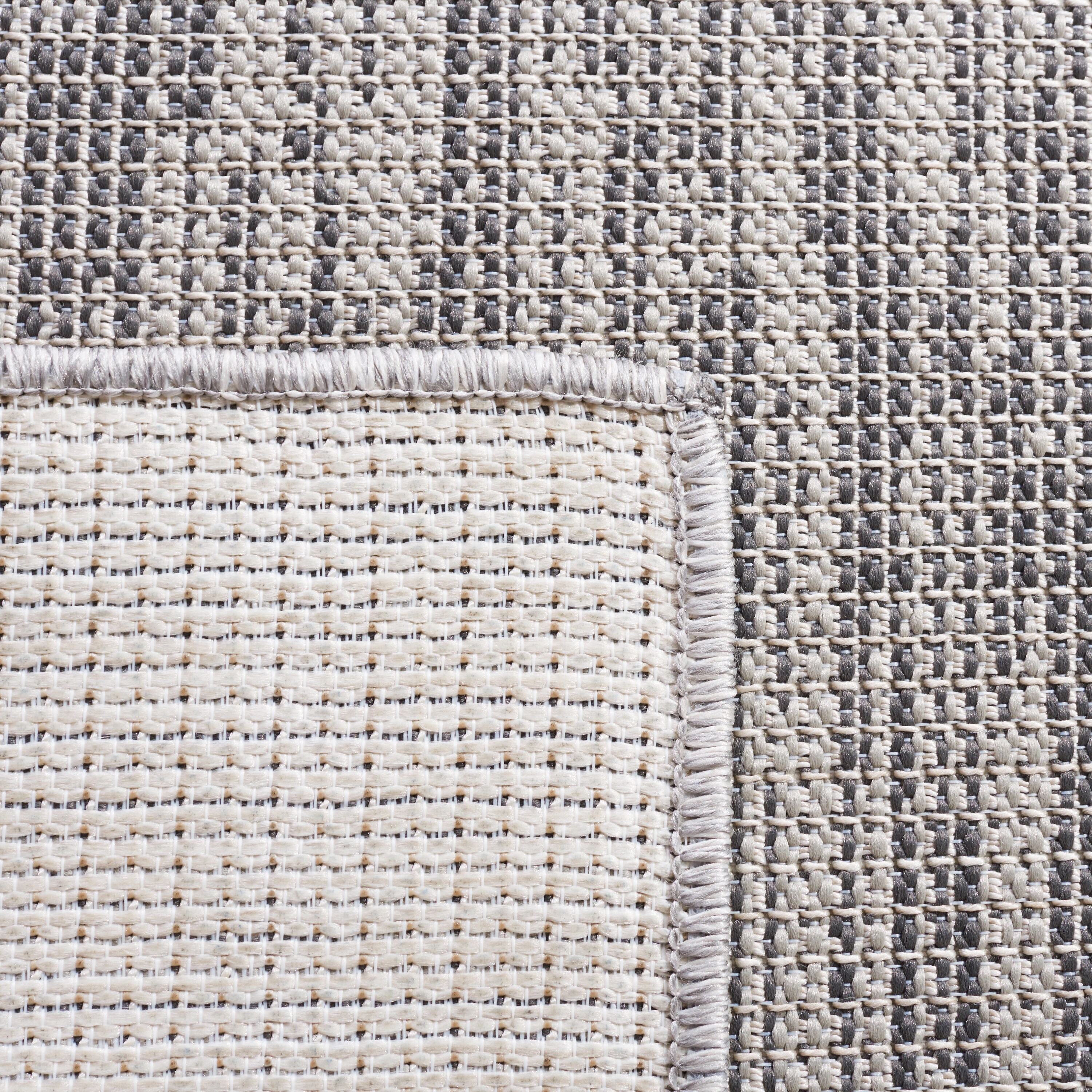 Safavieh HTN237F-7SQ rugs - View #3