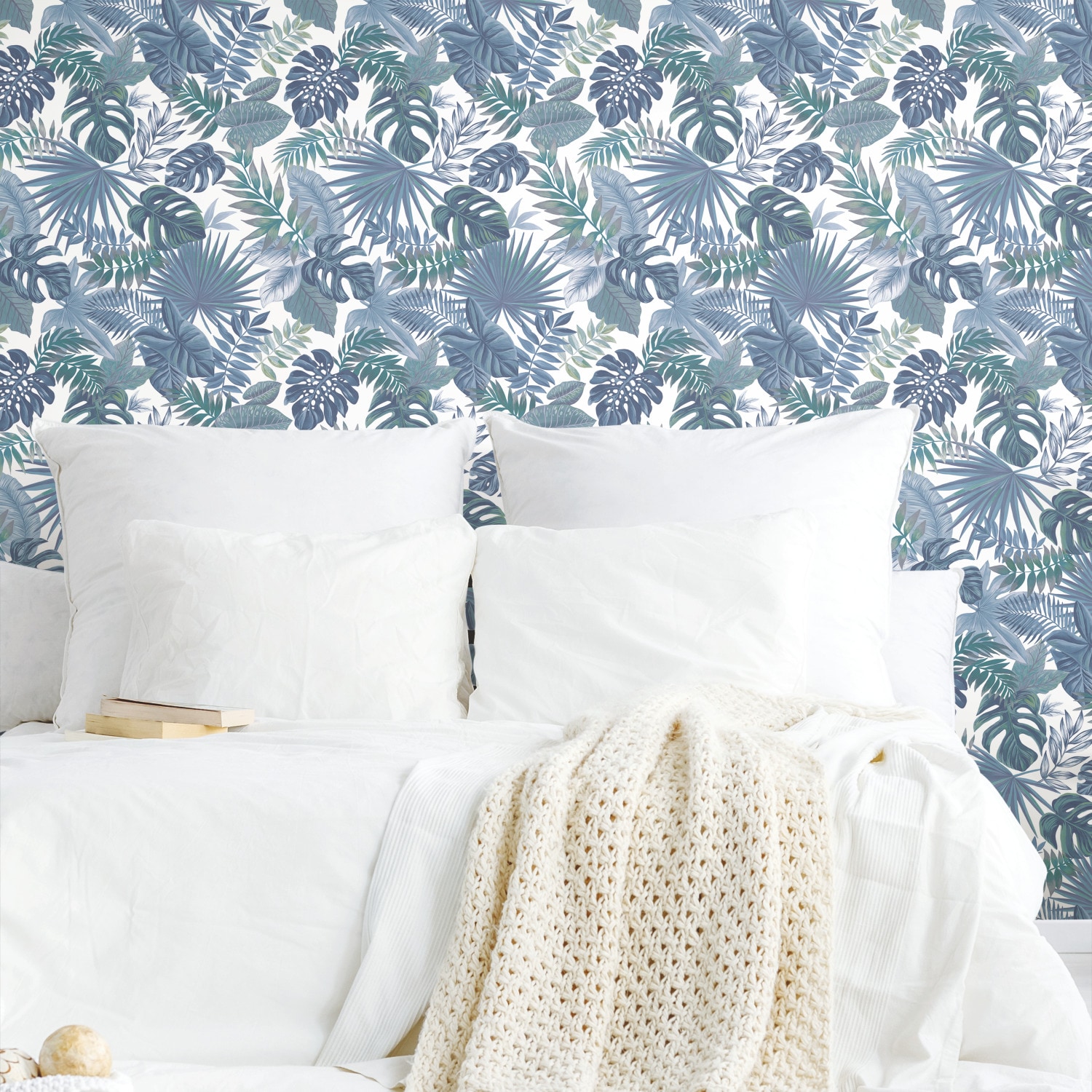 RoomMates 28.29-sq ft Blue Vinyl Ivy/Vines Self-adhesive Peel and Stick ...