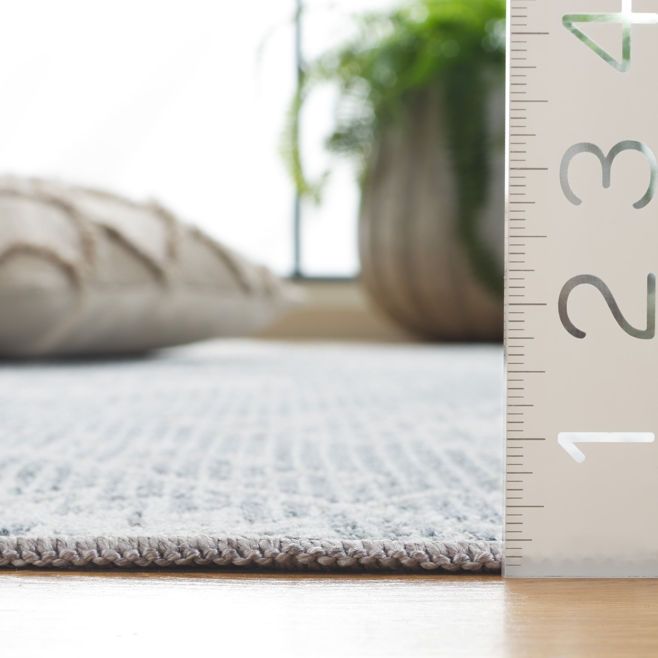 Safavieh PRI300M-7SQ rugs - View #3