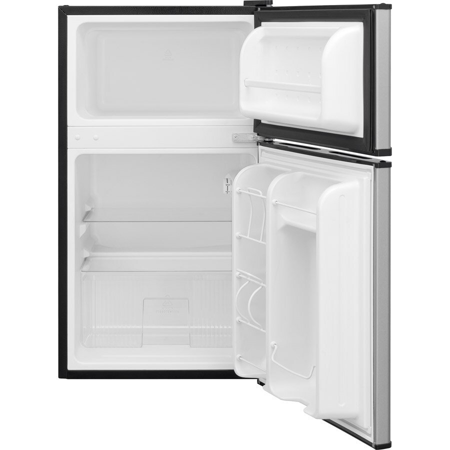 Frigidaire 3.1cu ft Freestanding Mini Fridge Freezer Compartment