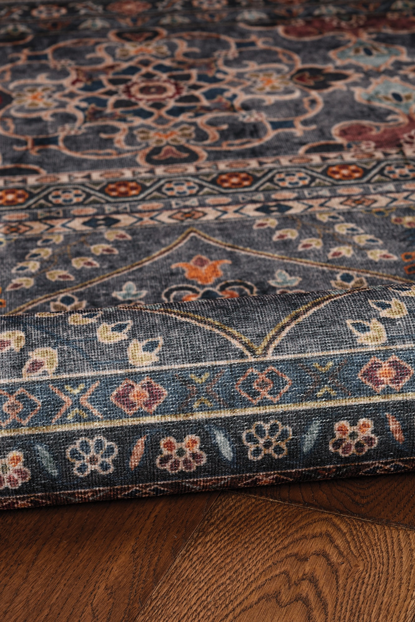 Linon RUGWR1857 rugs - View #4