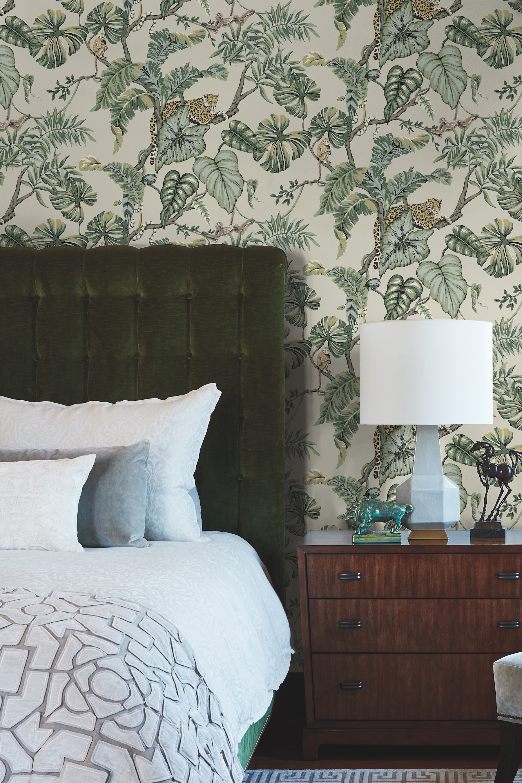 York Wallcoverings HO2144 Ronald Redding Traveler 60.8-Sq. Feet Neutral Non-woven Animals Unpasted Wallpaper