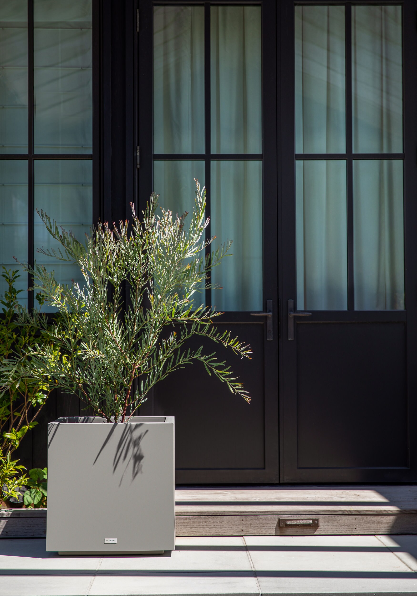 Veradek CUVMEDG Planter-Window-Box - View #6