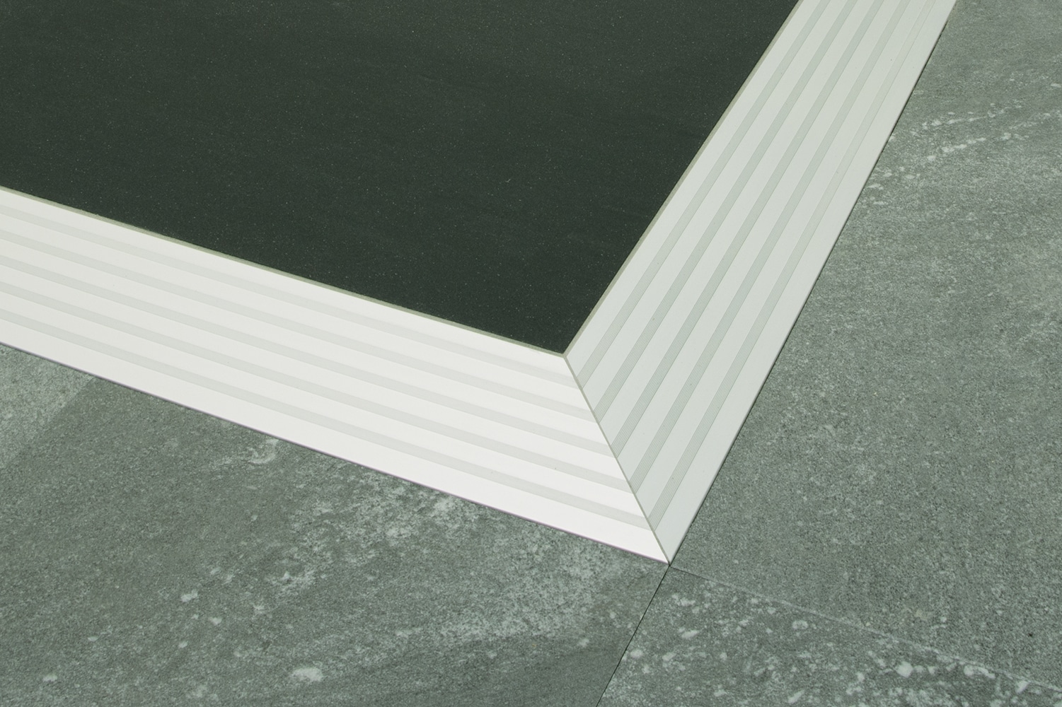 Schluter Systems AERP60B50 Tile-Edging-Trim - View #3