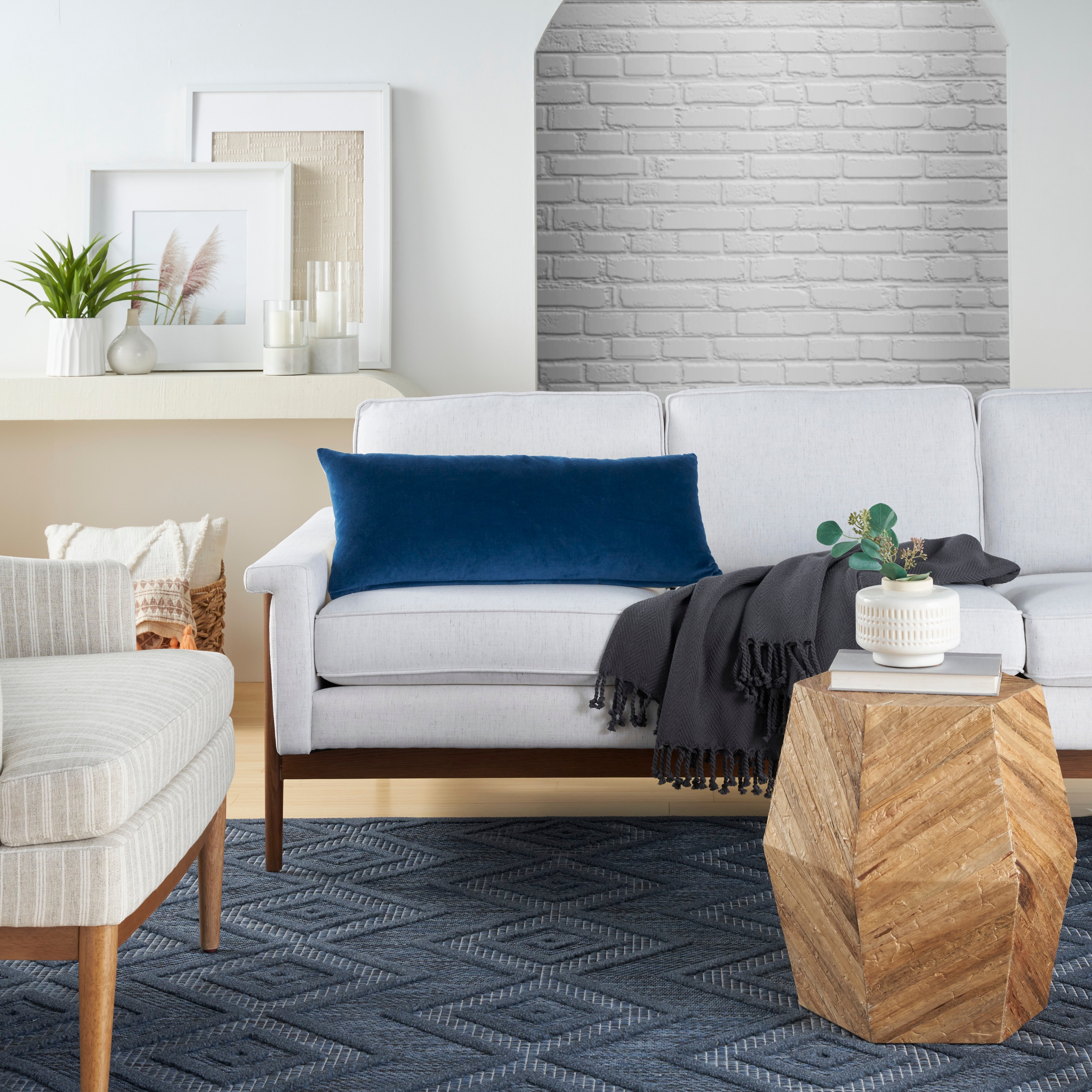 Mina Victory 798019004460 Accent-Pillows - View #3