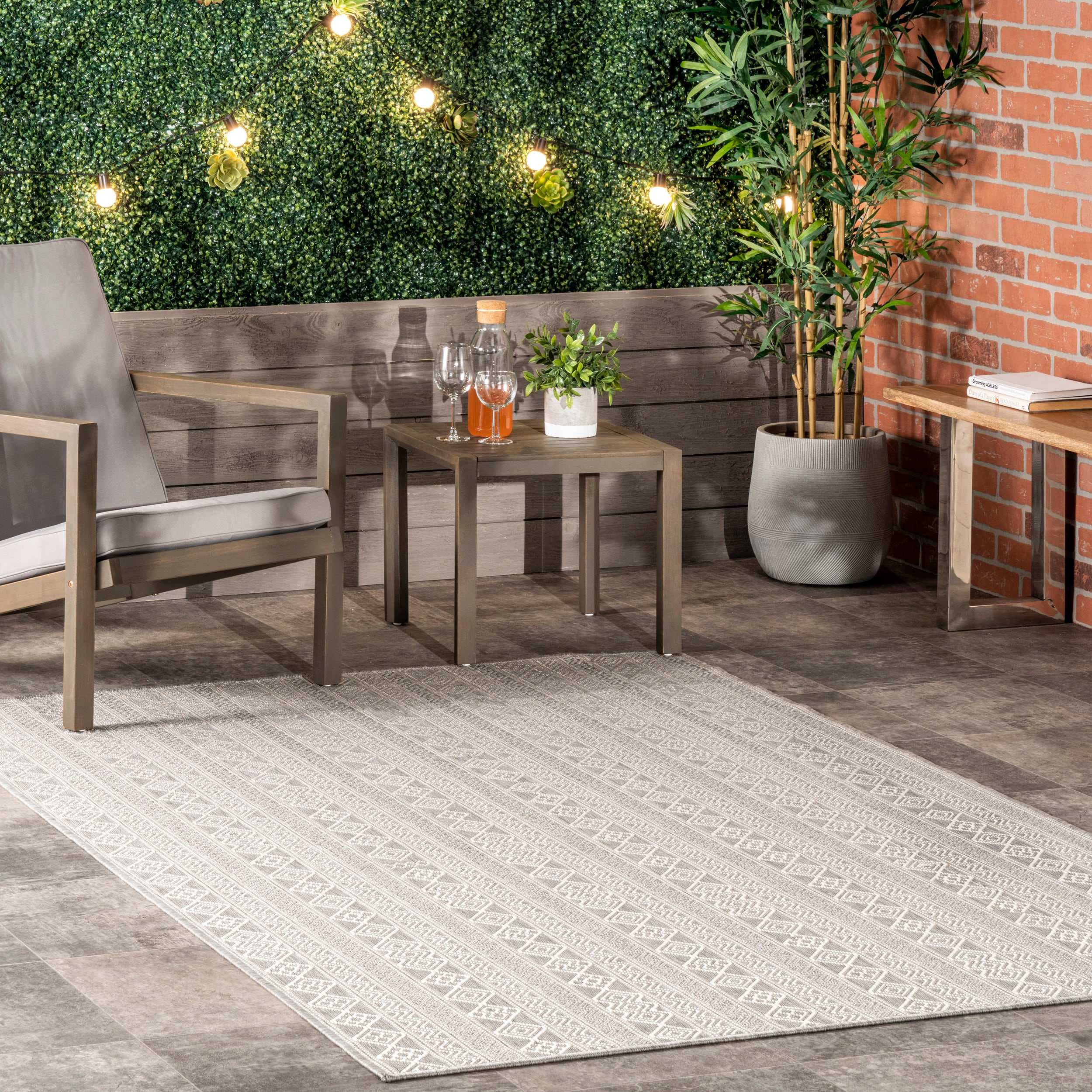 nuLOOM GBCB27C-406 Cabana 4 x 6 (ft) Loomed Polypropylene Gray Rectangular Indoor/Outdoor Geometric Area rug