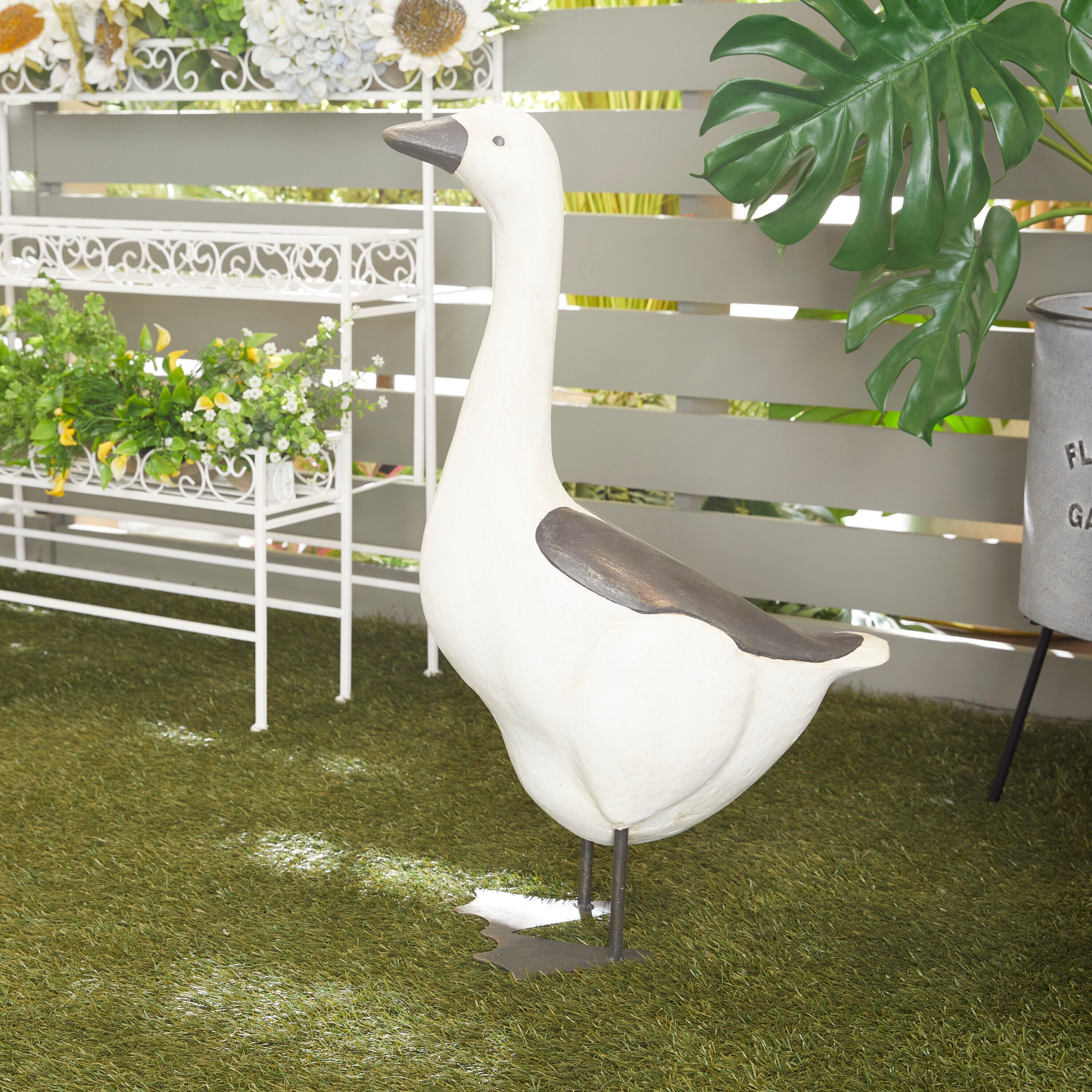 Grayson Lane 82244 25-Inches H x 8.3-Inches W White Animal Garden Statue
