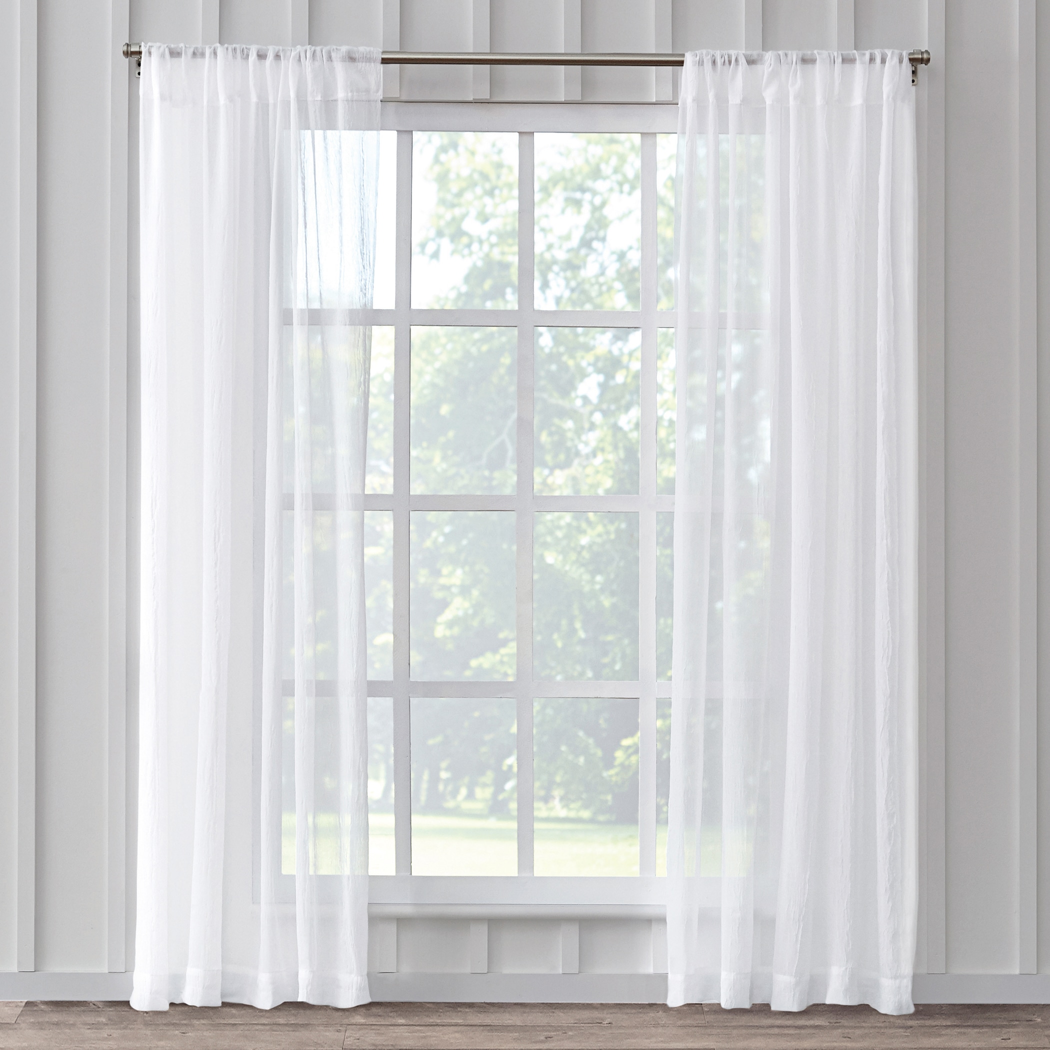 Style Selections 84-in White Sheer Rod Pocket Single Curtain Panel in ...