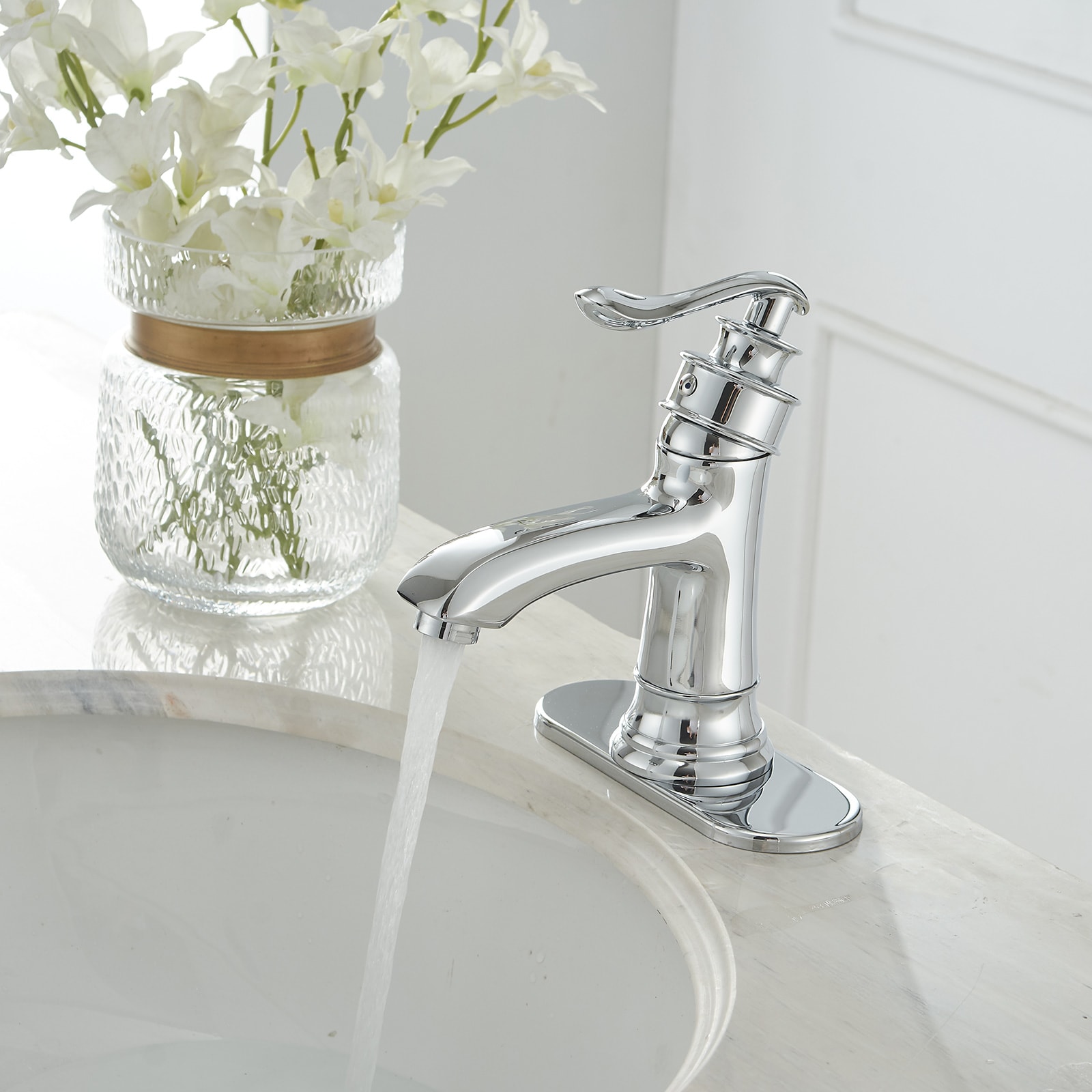 Polished Chrome Single Handle Low-Arc Bathroom Faucet with Drain