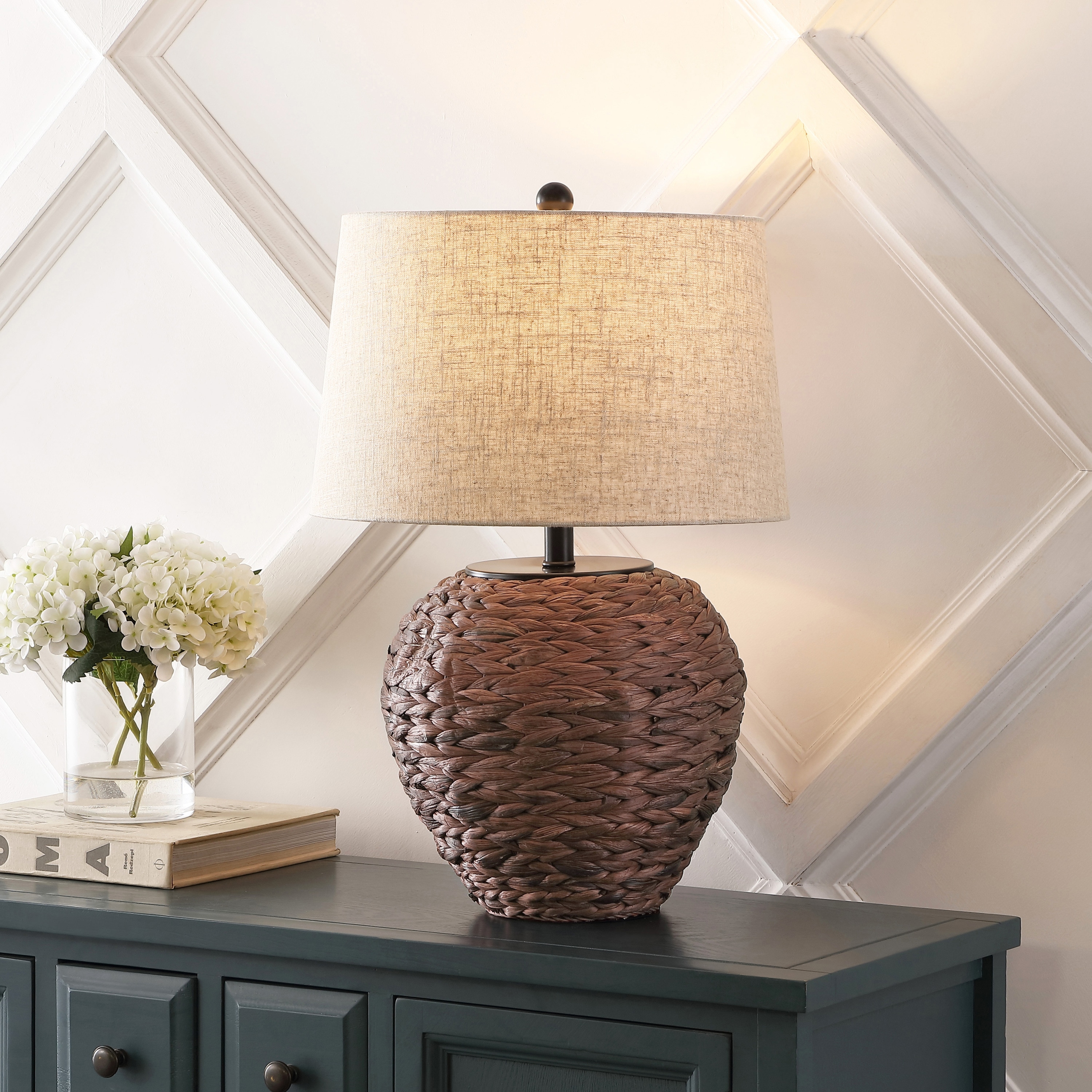 JONATHAN  Y JYL6501B Alaro Farmhouse Coastal Water Hyacinth Basket 24.5-in Dark Brown LED Incandescent On/Off switch Table Lamp with Linen Shade