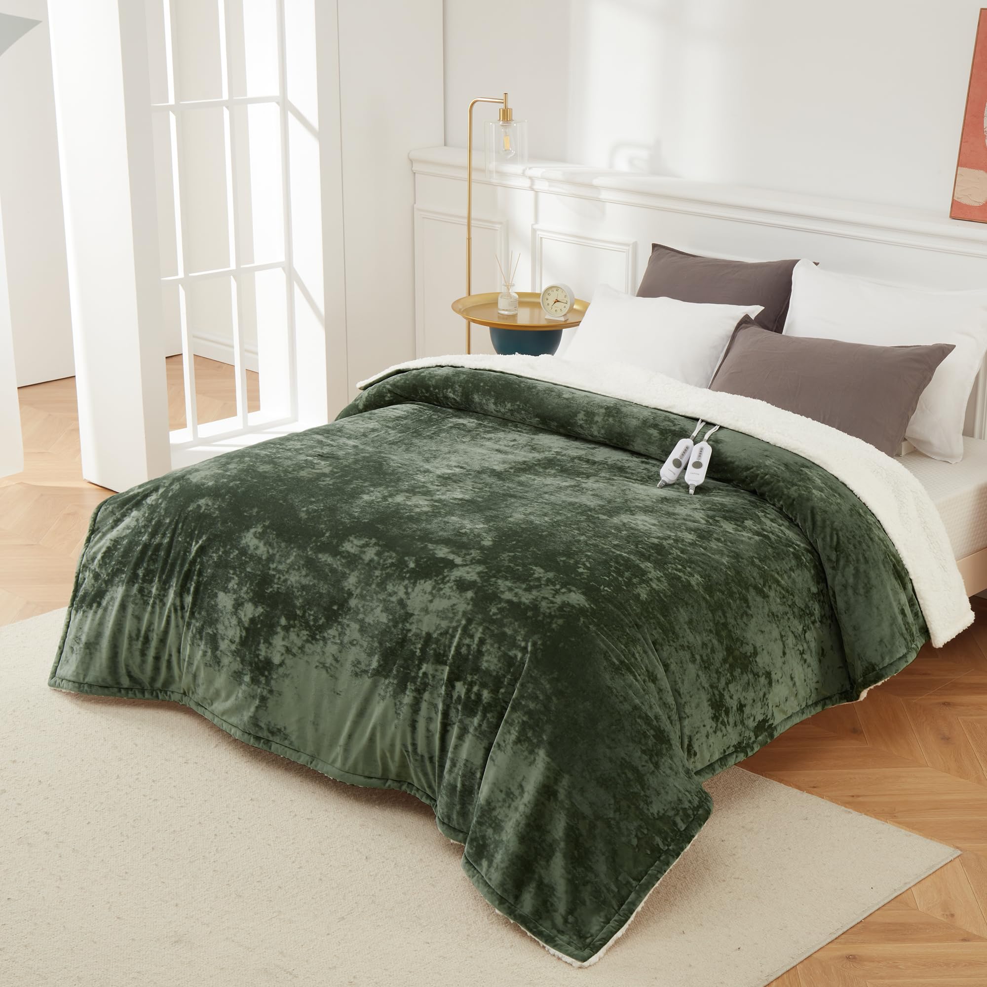 Garvee King Size Electric Blanket with Dual Controls Velvet Soft Fast Heating Blankets 4 Heat Settings and 10H Auto Off Machine Washable ETL Certified 90x100 Inch Green