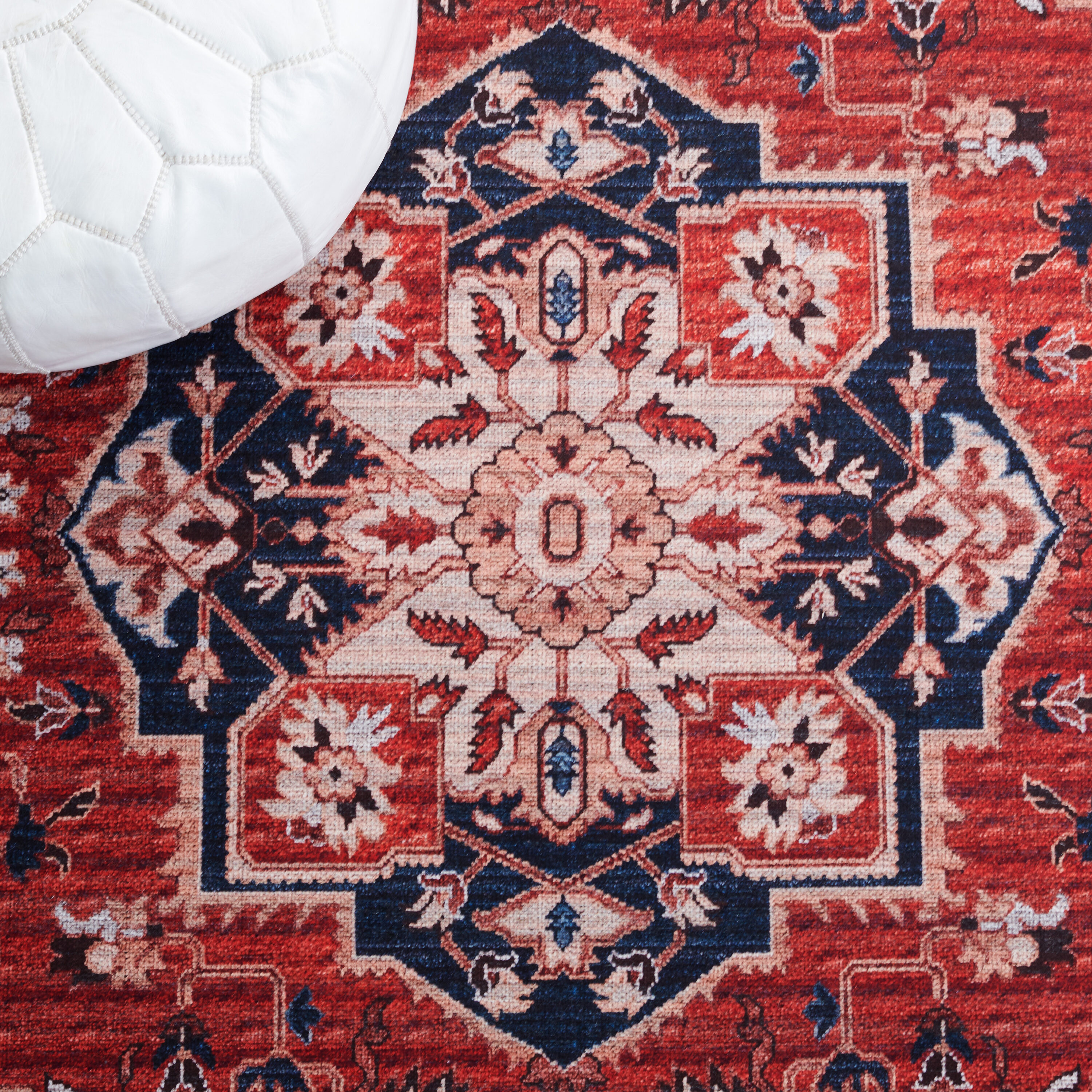Serapi Elegance Red and Beige 9' x 12' Hand-Knotted Washable Rug