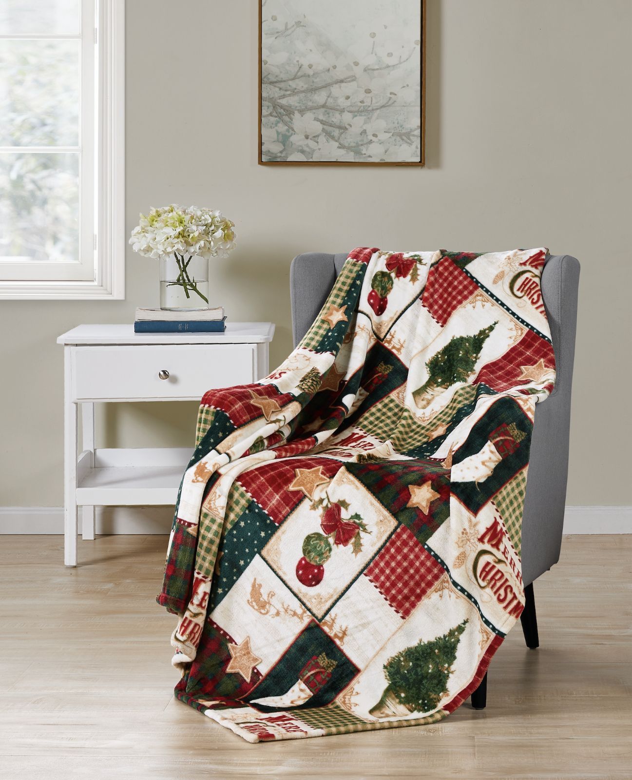 KATE AURORA Ultra Plush Merry Christmas Plaid Farmhouse Hypoallergenic Fleece Throw Blanket