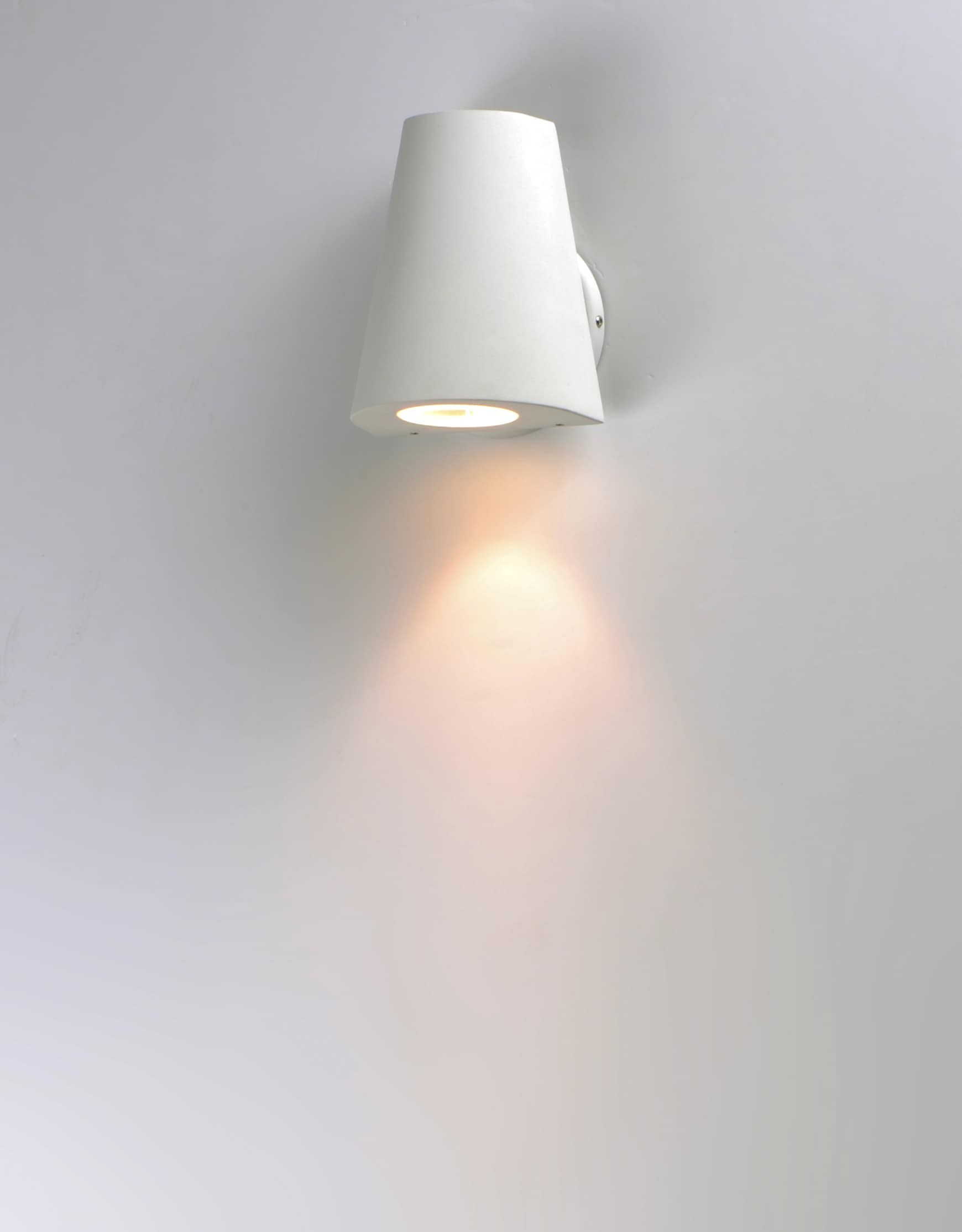 Maxim Lighting 86199WT Outdoor-Wall-Lighting - View #4