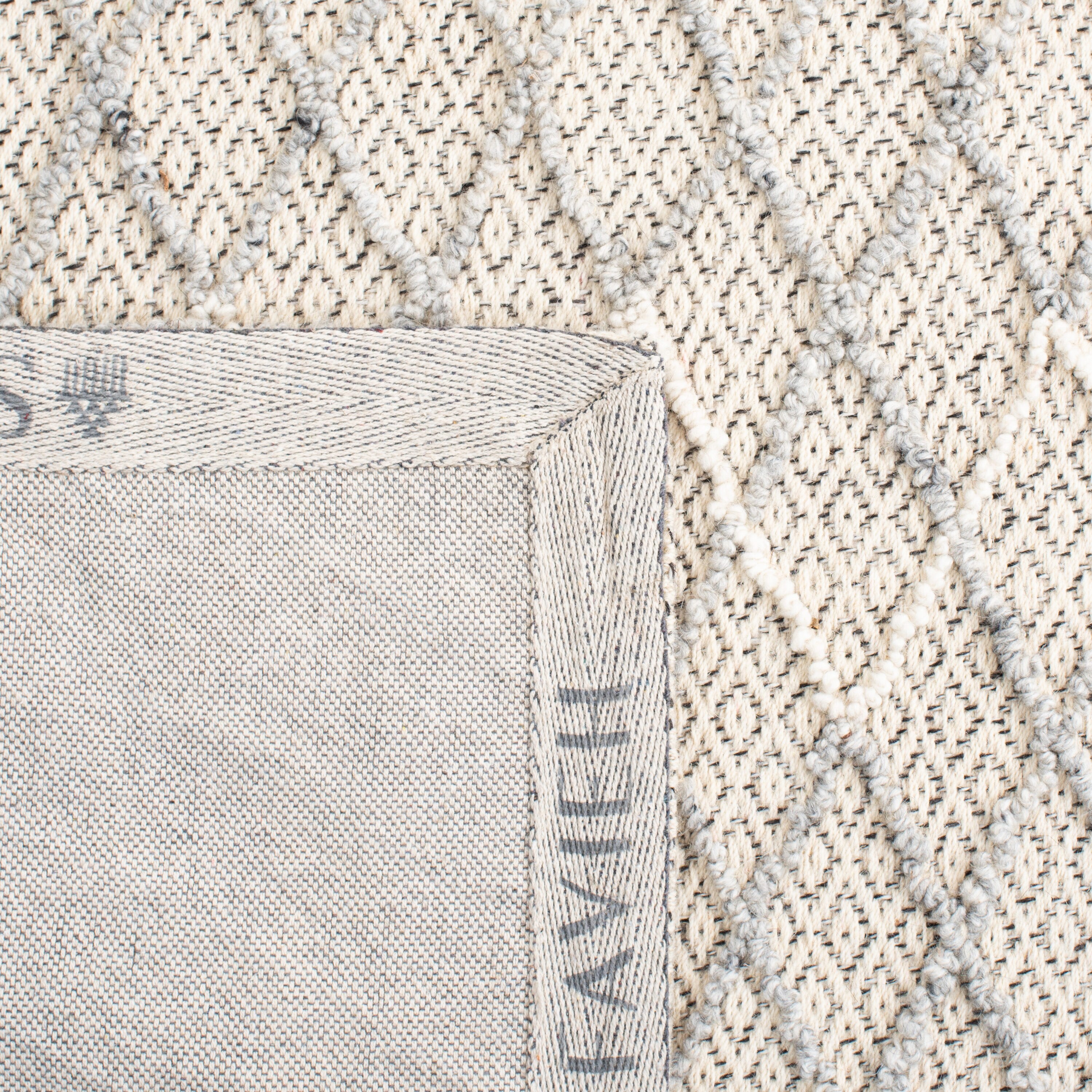 Safavieh TRC209M-4 rugs - View #4