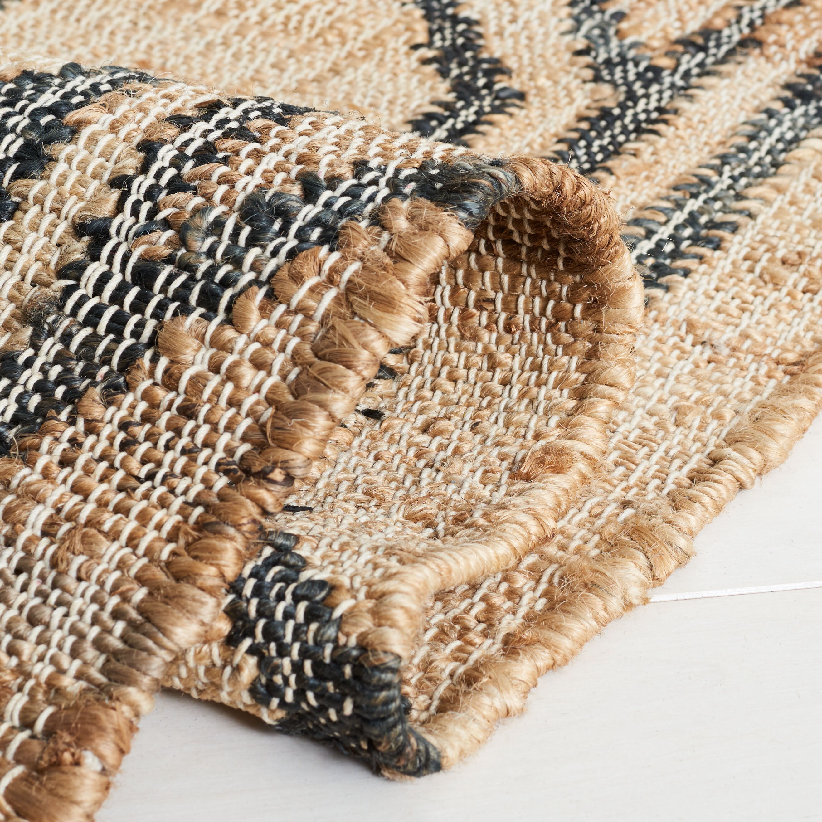 Safavieh NFB750B-5 rugs - View #7