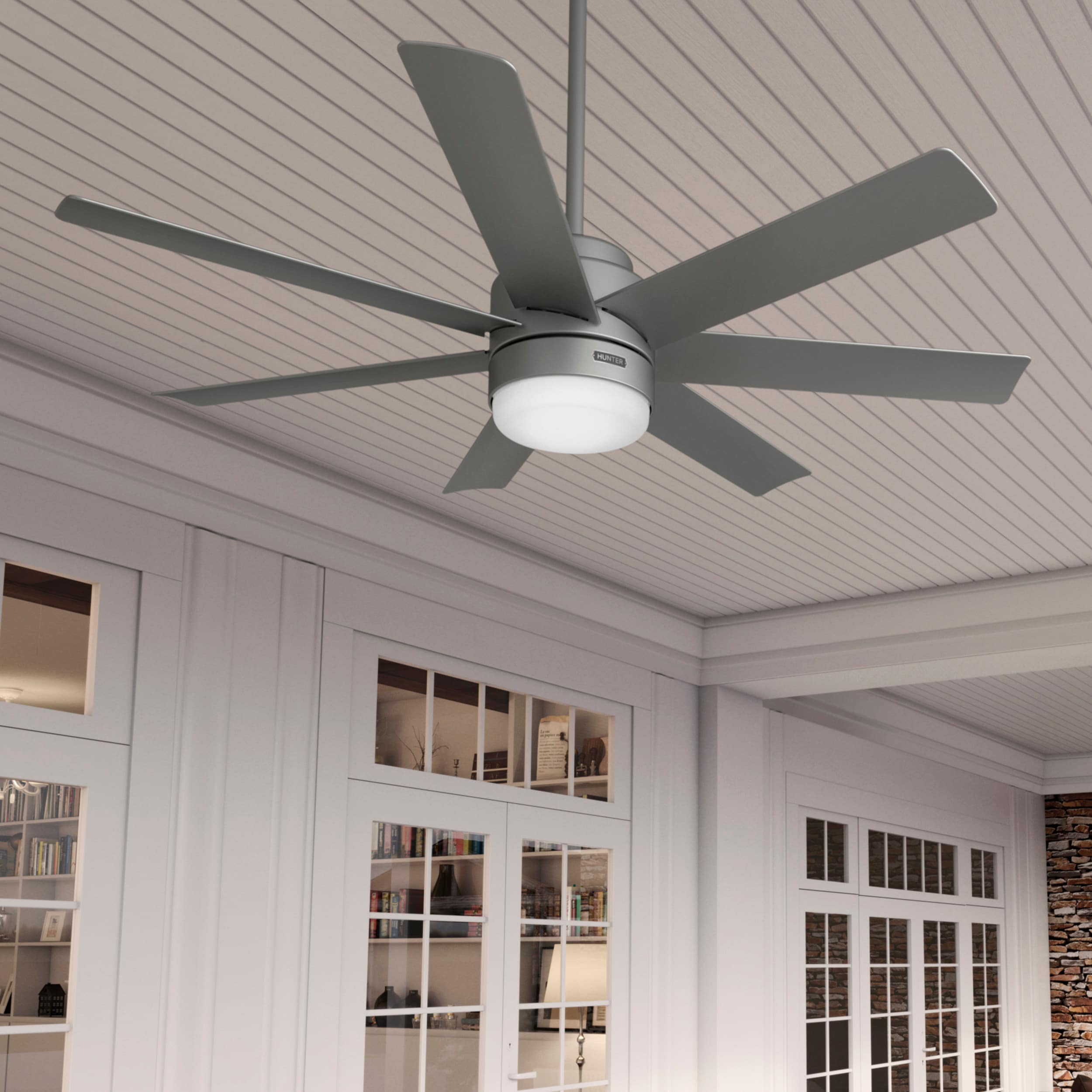 Hunter 52376 BrazoS ENERGY STAR 52-in Outdoor Matte Silver with Matte Silver Blades Ceiling Fan With Light and Remote ( 7 -Blade )