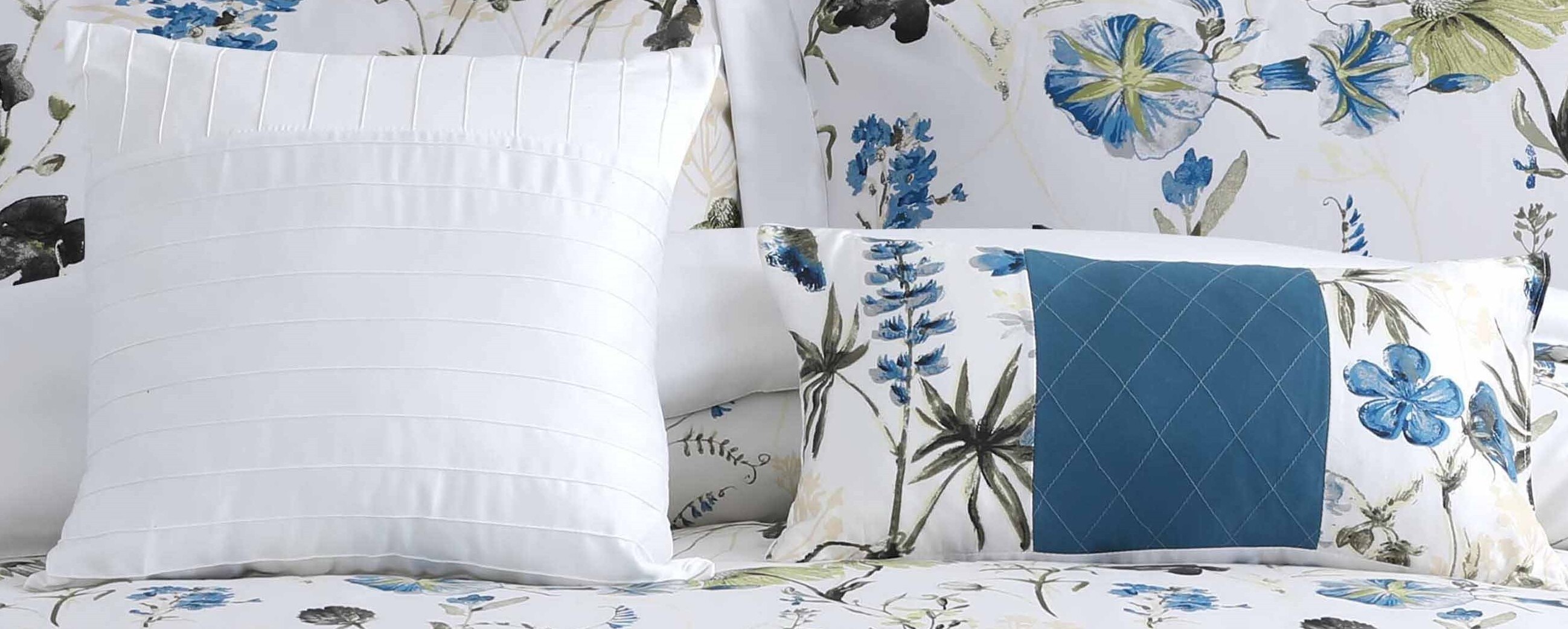 TRIBECA LIVING AMALCOMFQUBL Comforters-And-Bedspreads - View #2