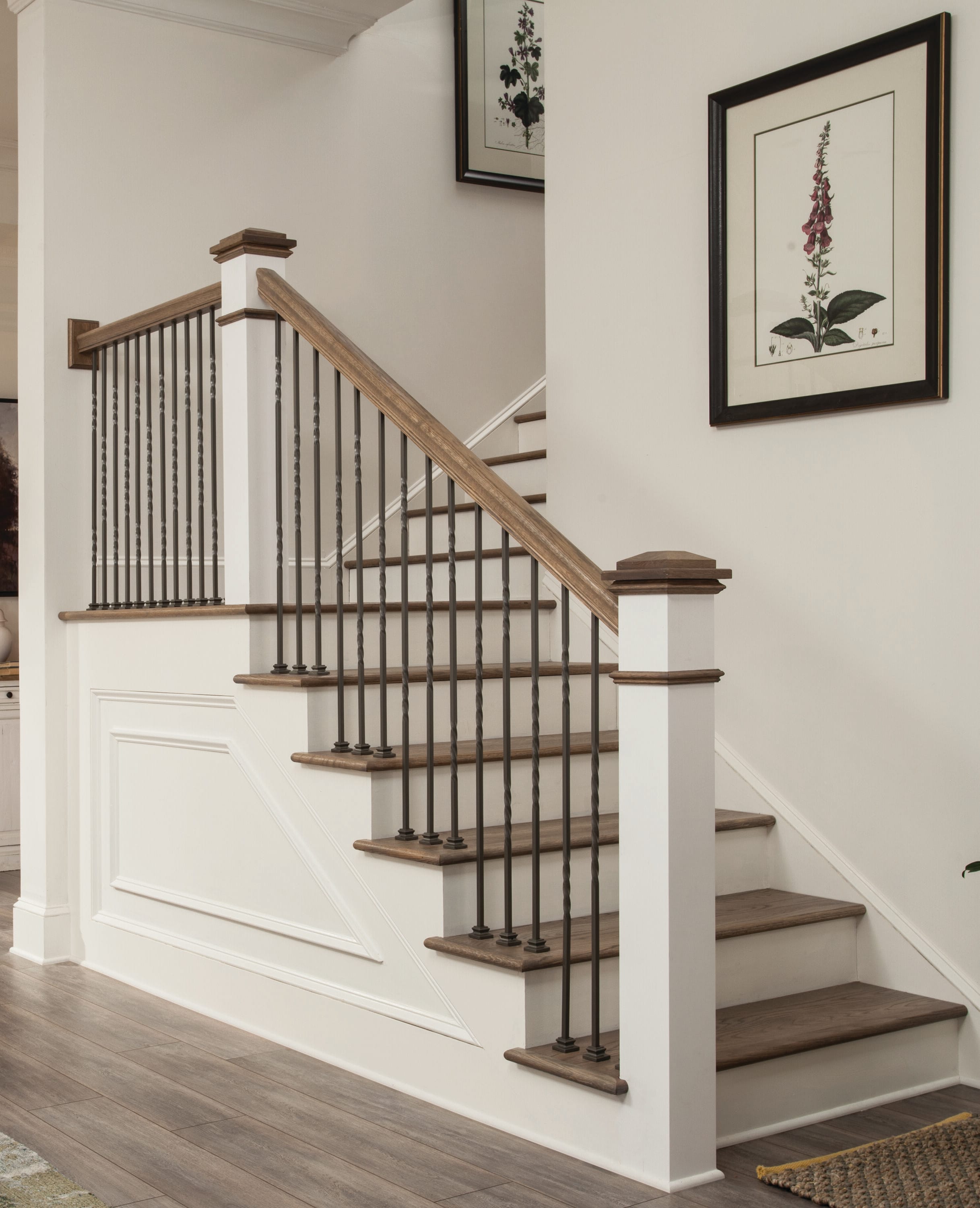 Crown Heritage 4583101RC44 Interior-Stairpart-Balusters - View #5