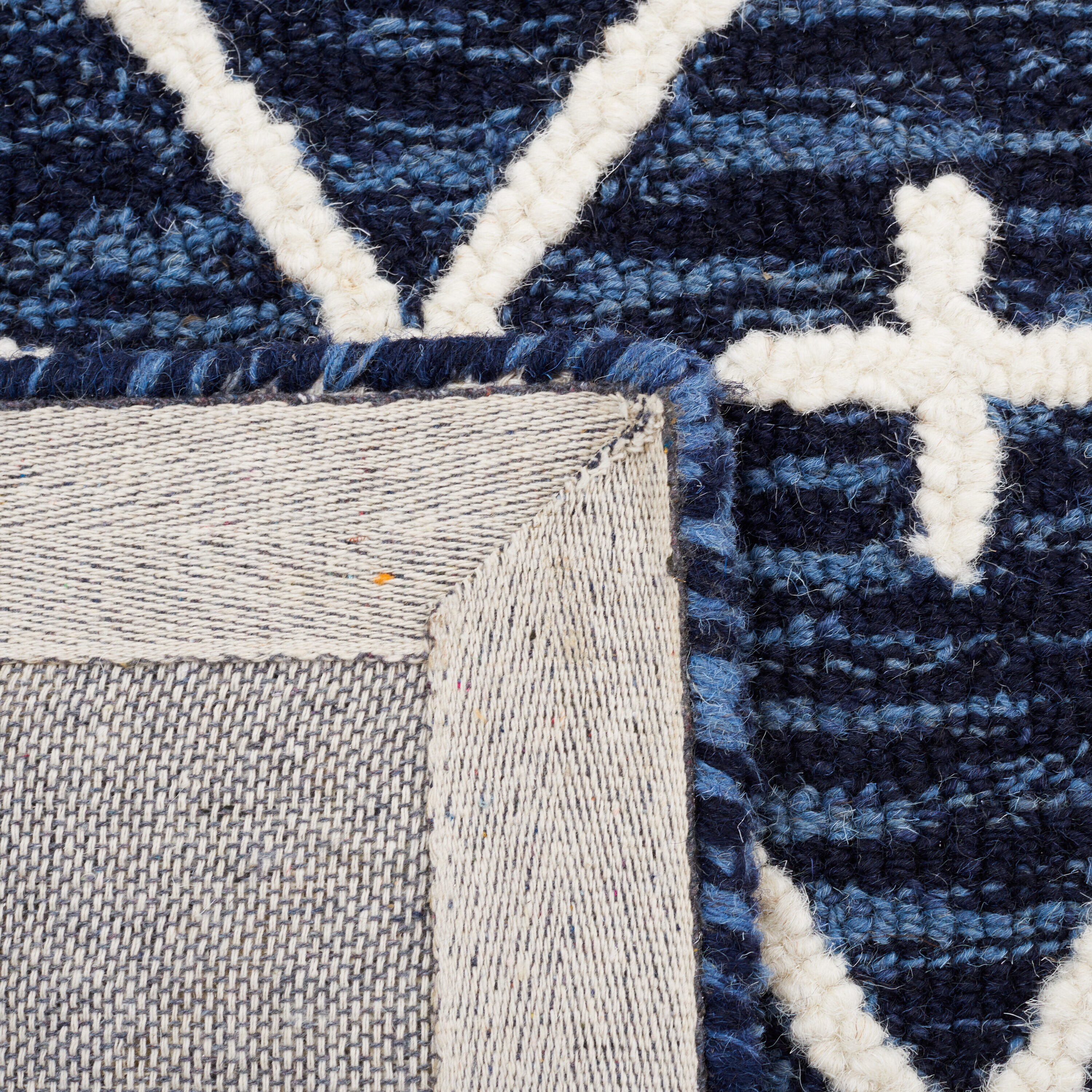 Safavieh MET460N-4 rugs - View #3
