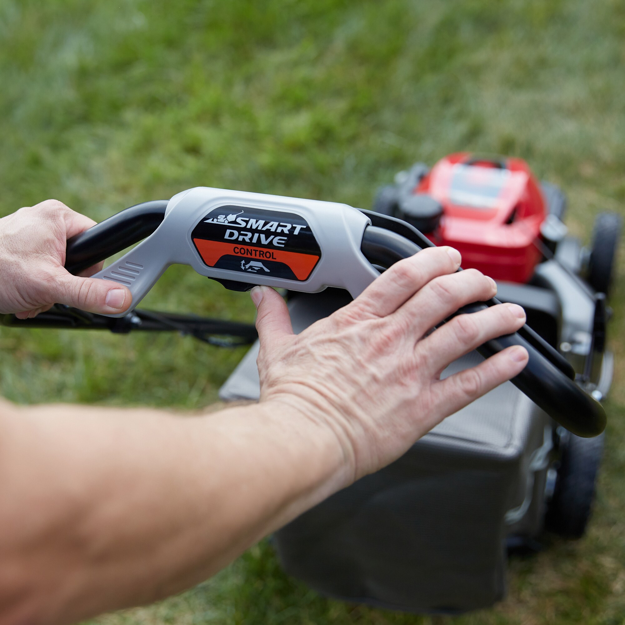 Honda HRN 21-in Gas Self-propelled Lawn Mower with 166-cc Engine