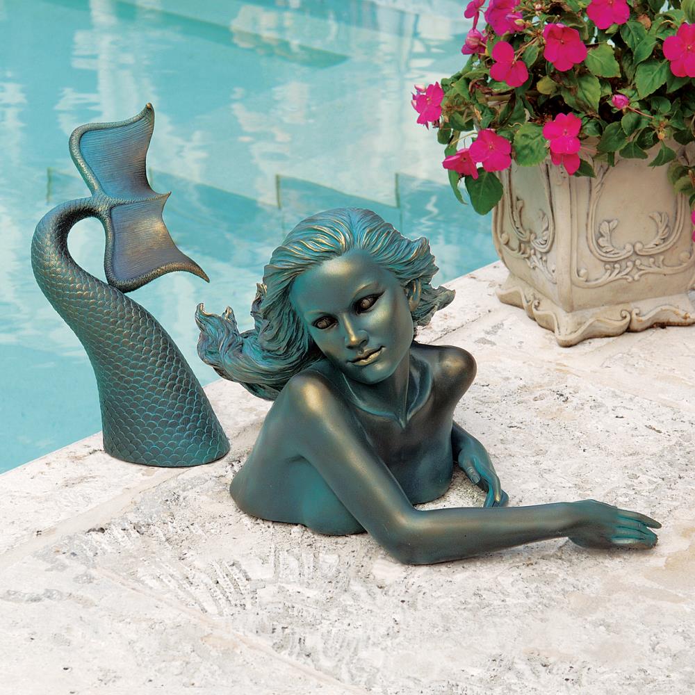 Design Toscano Meara The Mermaid Sculptural Garden Swimmer
