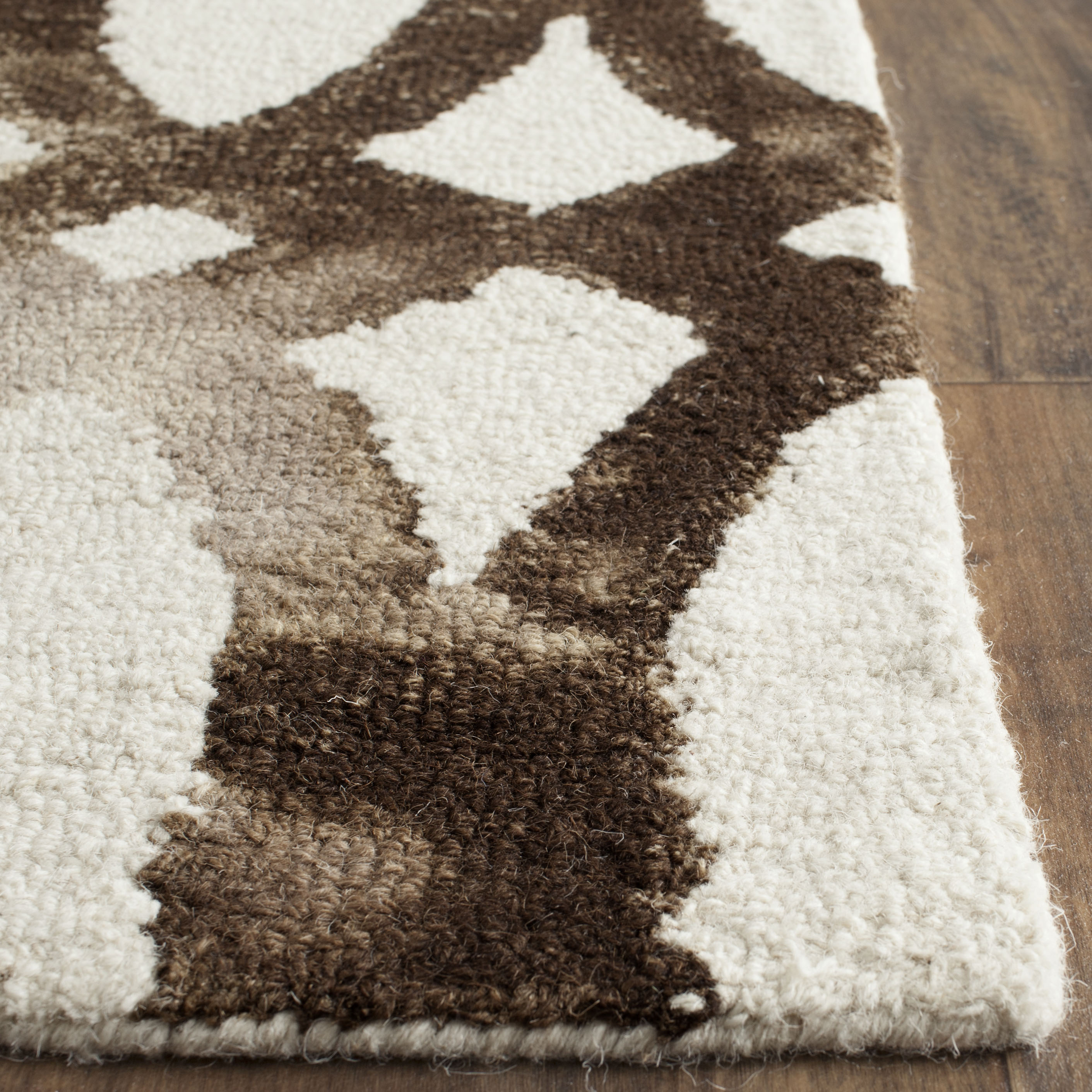 Safavieh DDY675E-26 rugs - View #5