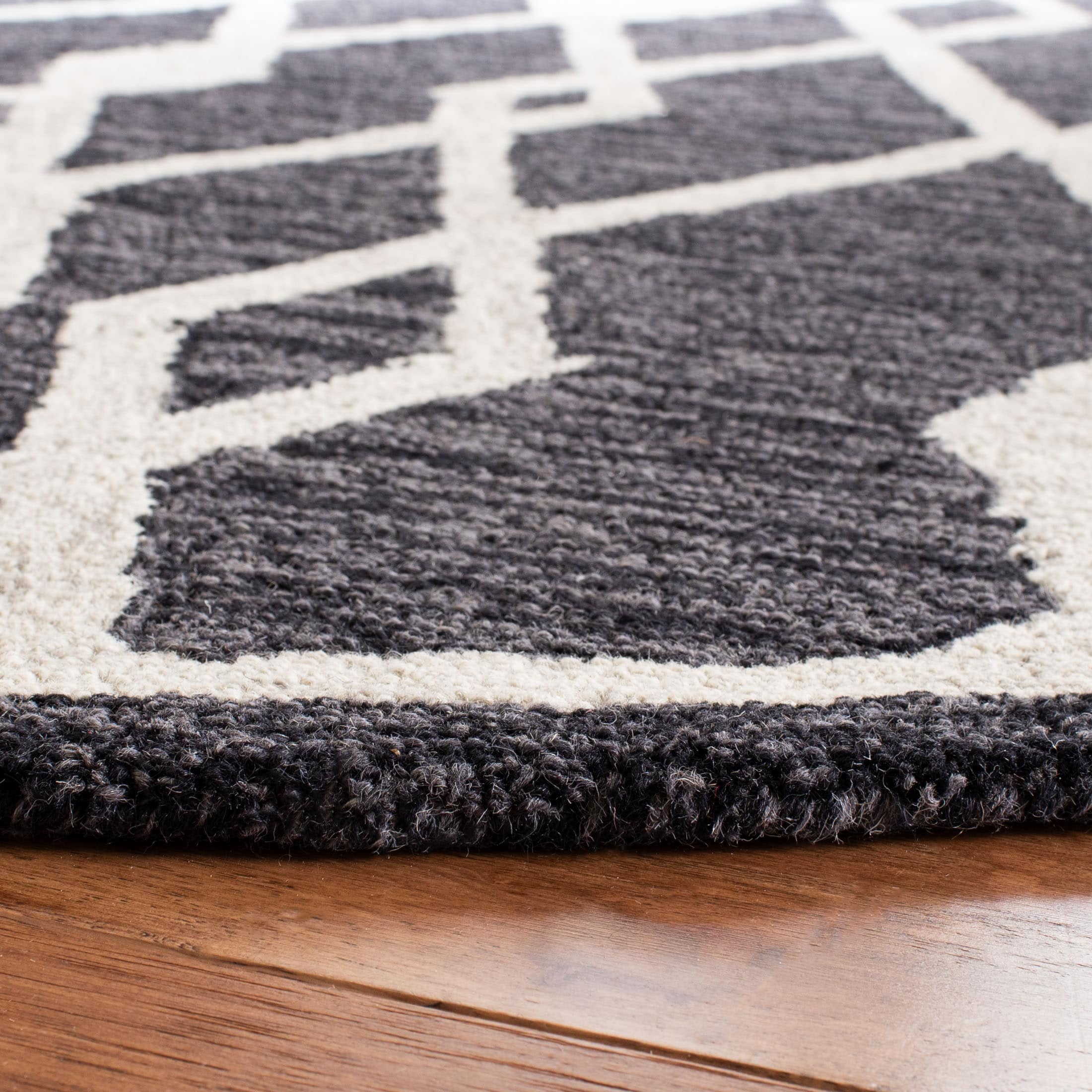 Safavieh MLP157H-5R rugs - View #3