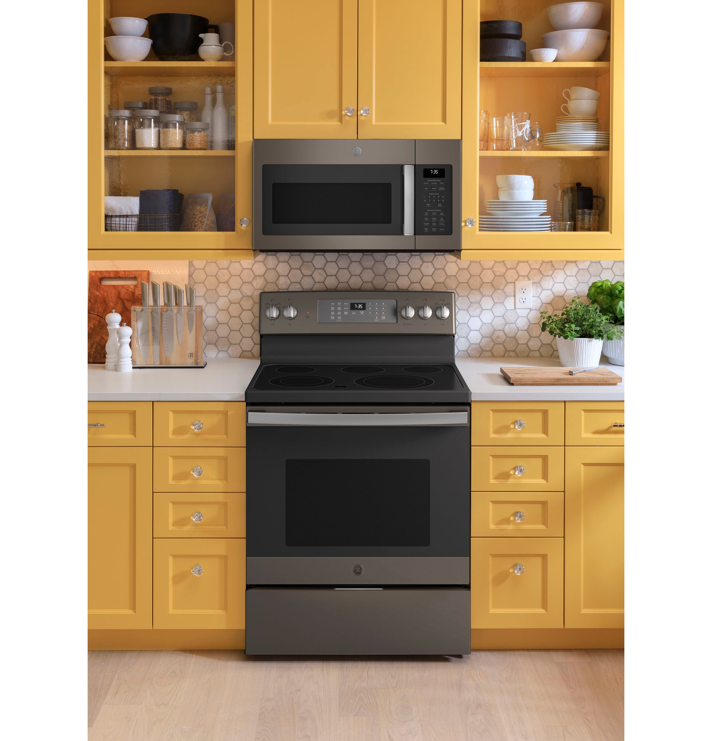 GE JB735EPES Freestanding-Electric-Ranges - View #9