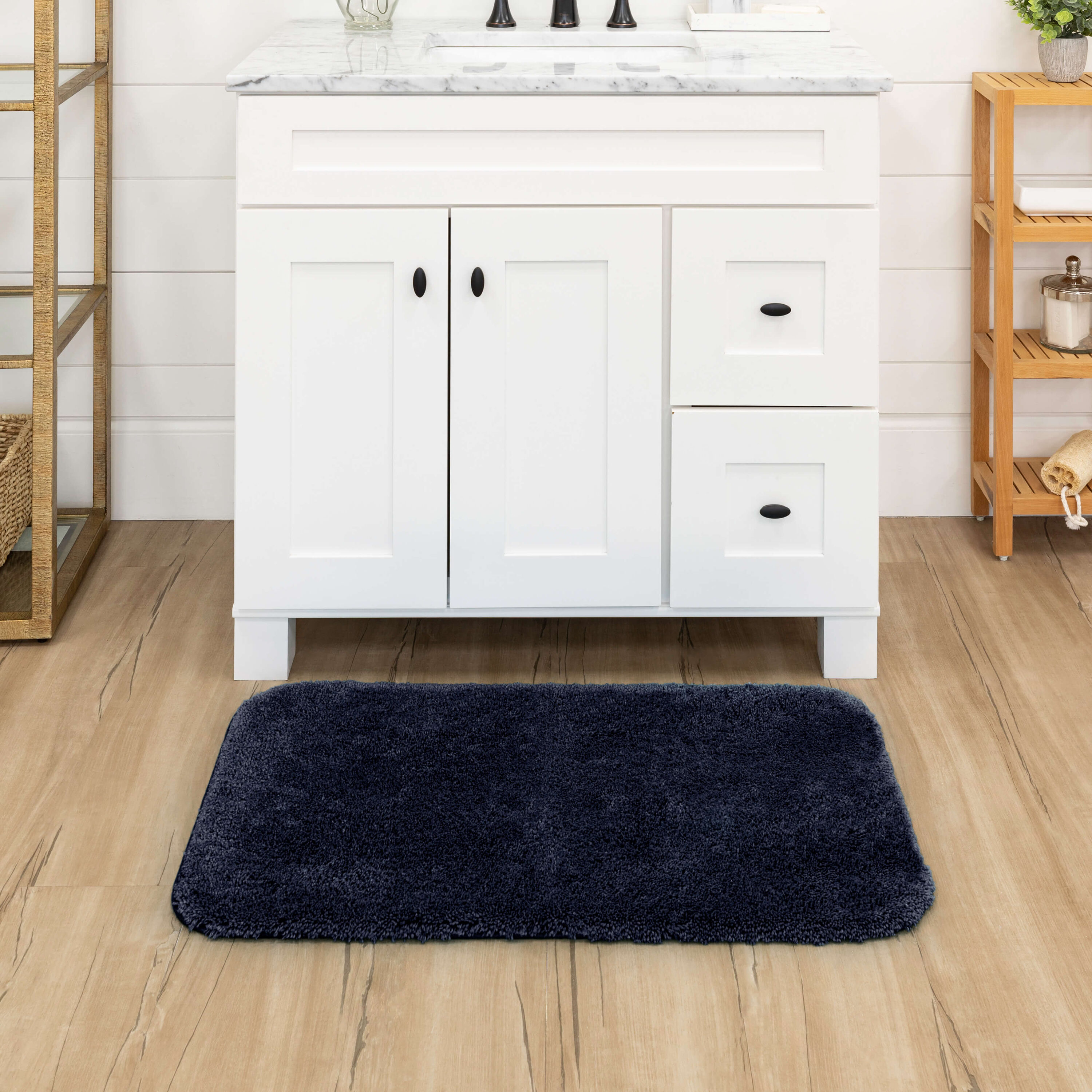 Mohawk Home Y2844 583 020034 Pure perfection 20-Inches x 34-Inches Navy Nylon Bath rug