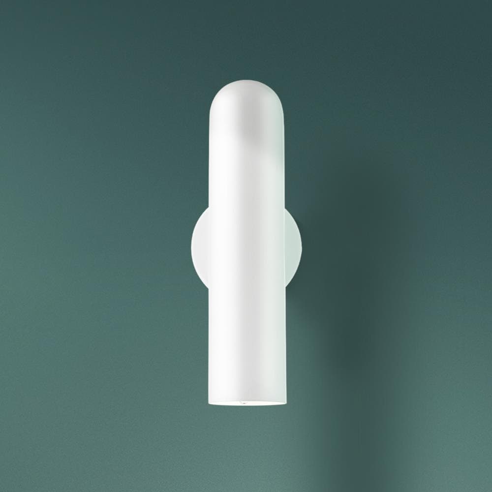 Ardmore Chic Shiny White Hand-Welded Sconce with Candelabra Bulb
