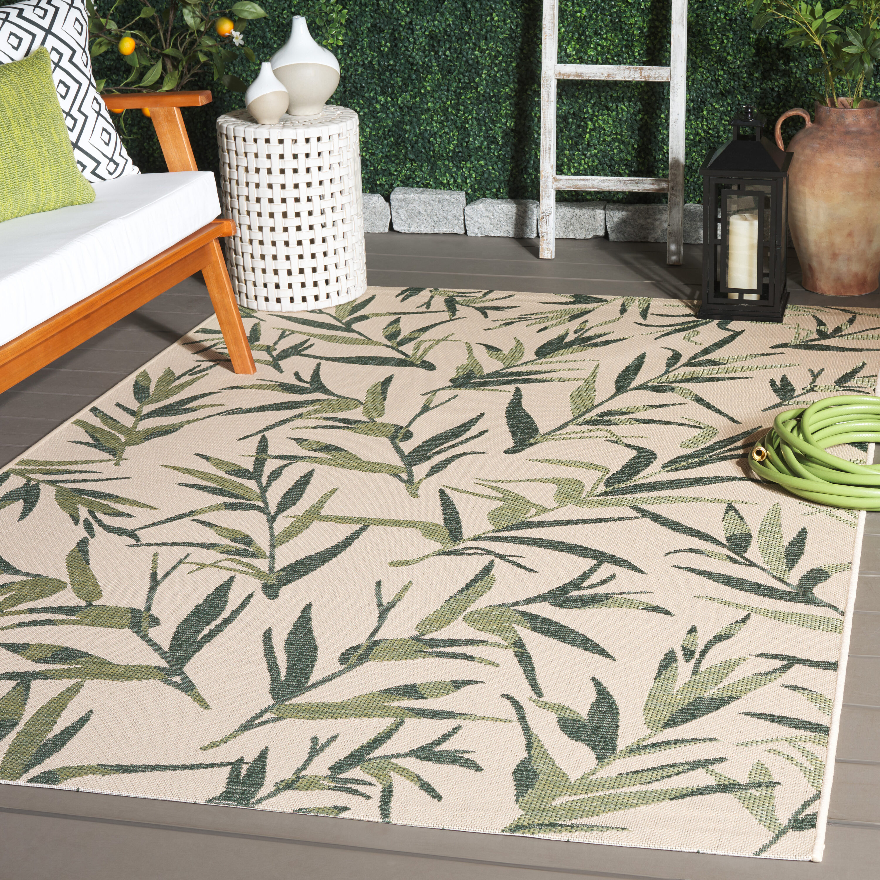 Safavieh CY7425-322A24-5 Courtyard 7425-322A24 Beige S.Pea W/Black Weft 5 x 8 Rectangular Area rug