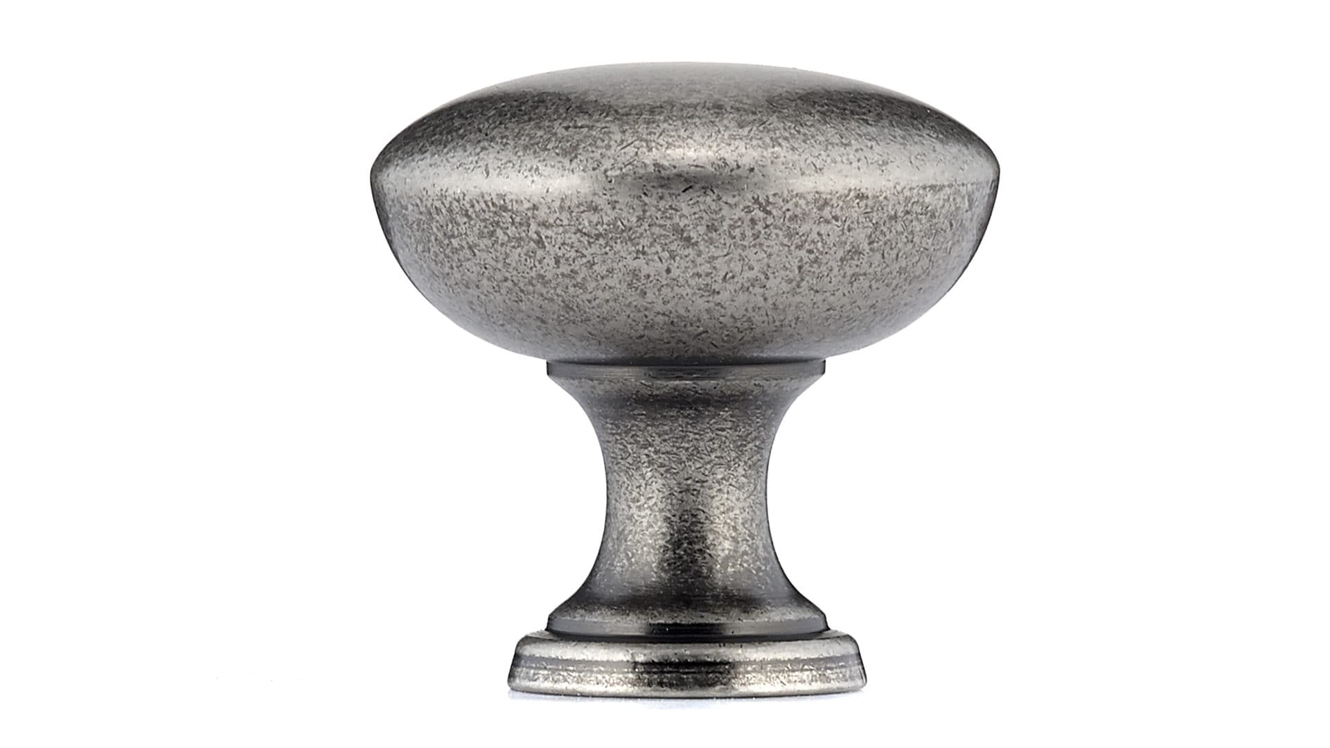 Richelieu Monceau 1 316 In Oxidized Brass Round Traditional Cabinet Knob Bp2391230163 At 0013