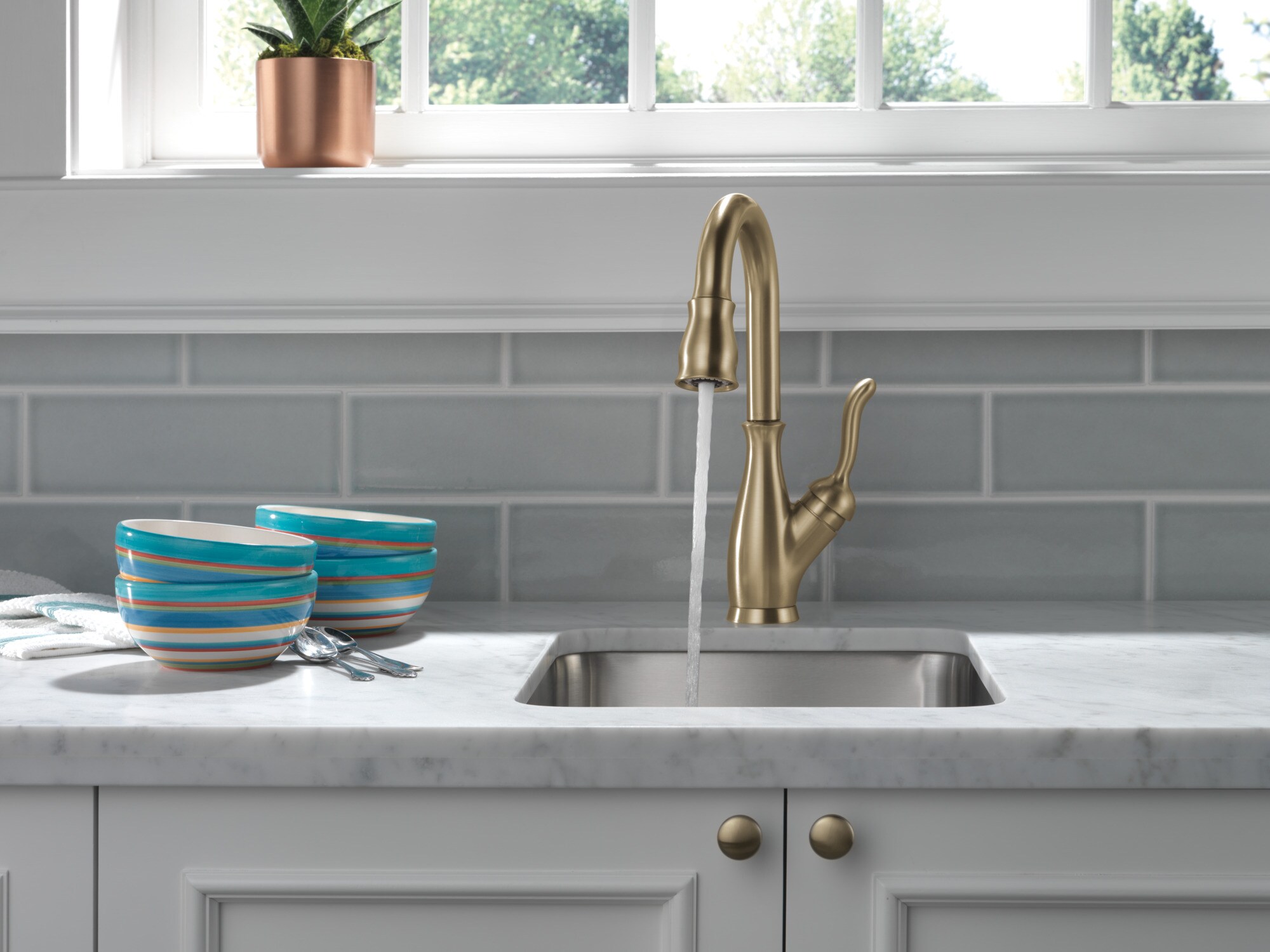 Delta 9678-CZ-DST Kitchen-Faucets - View #11