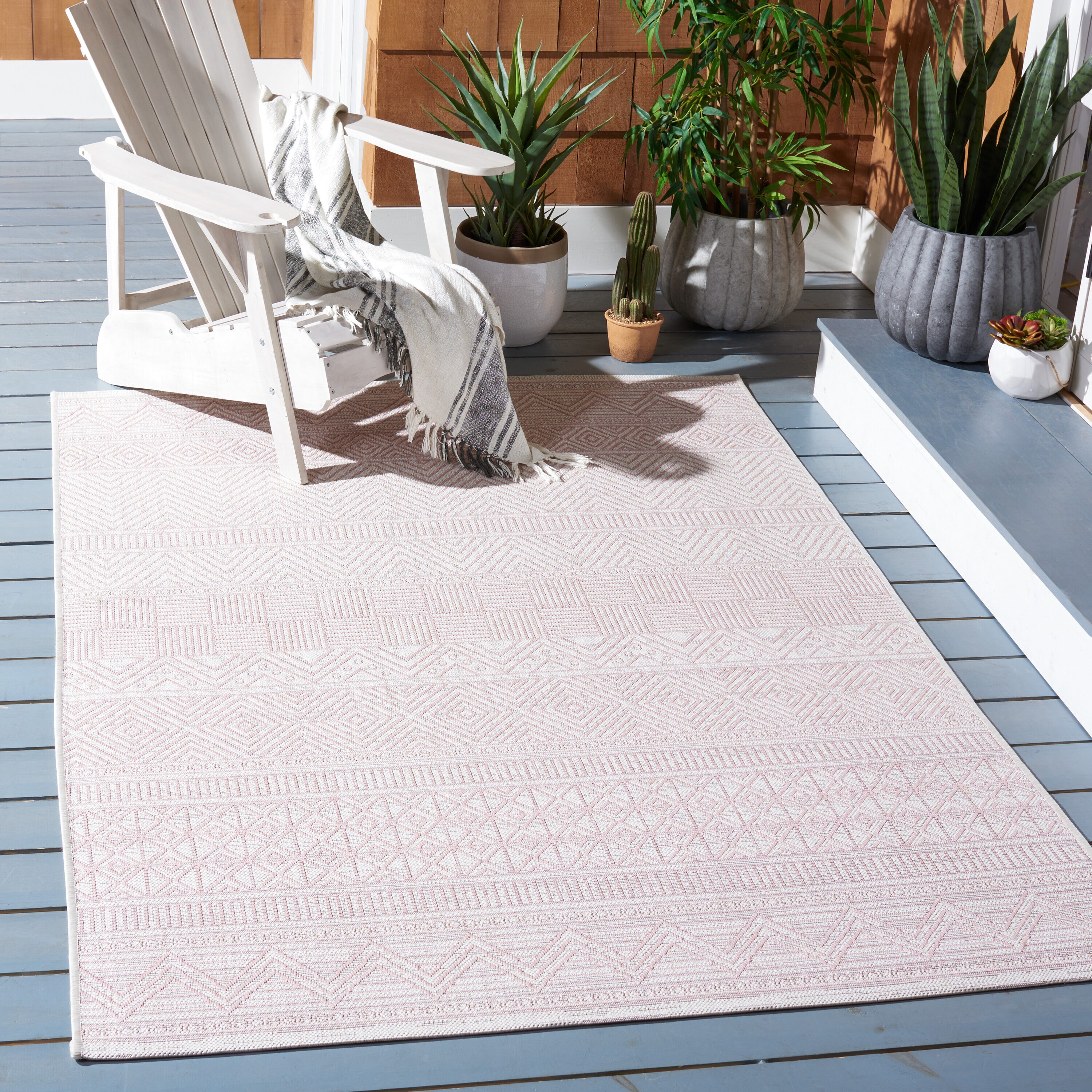 Safavieh Outdoor VER099-3435 Veranda Ivory / Charcoal Rug - 2' 3 x 18