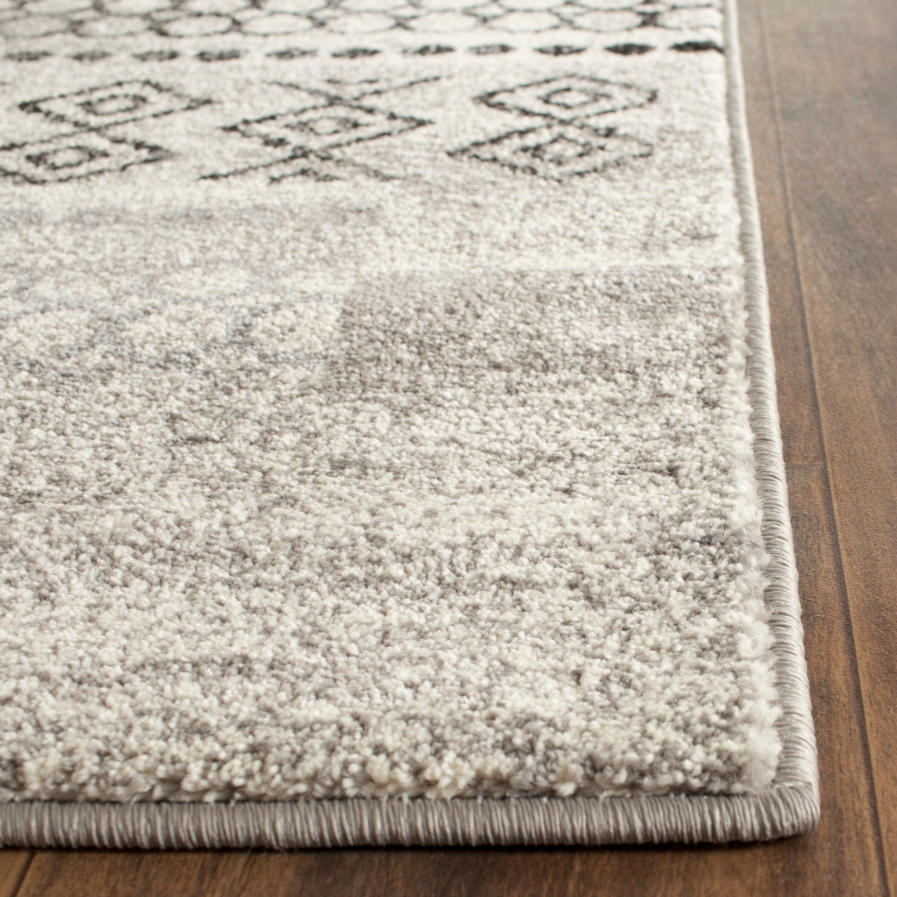 Safavieh EVK407C-9 rugs - View #3