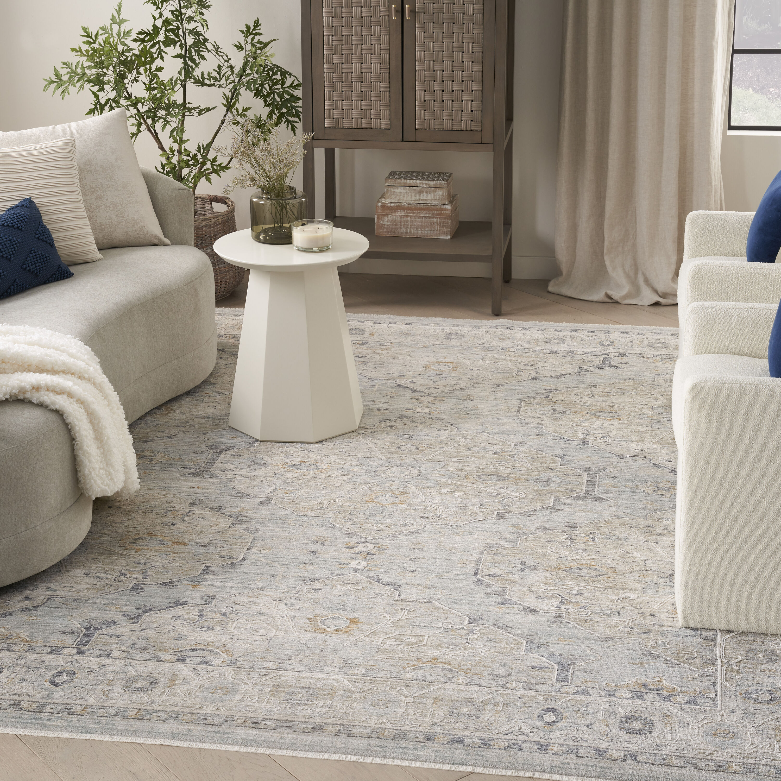 Nourison Home 099446923448 5 x 8 (ft) Loomed Light Blue Rectangular Indoor Distressed/Overdyed Bohemian/Eclectic Area rug