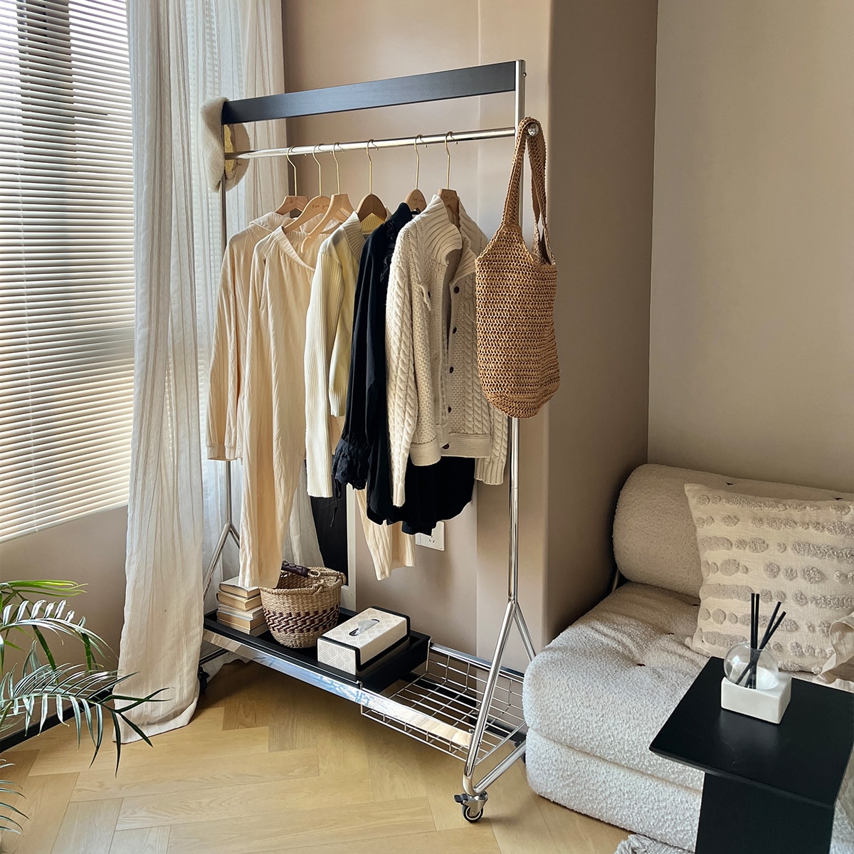 Huluwat RY-8P308513 Garment-Racks - View #3