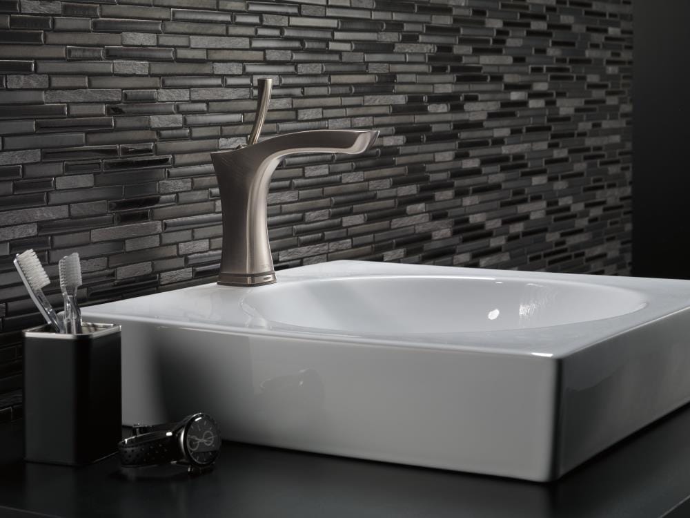Delta 552TLF-SS Lavatory-Faucets - View #2