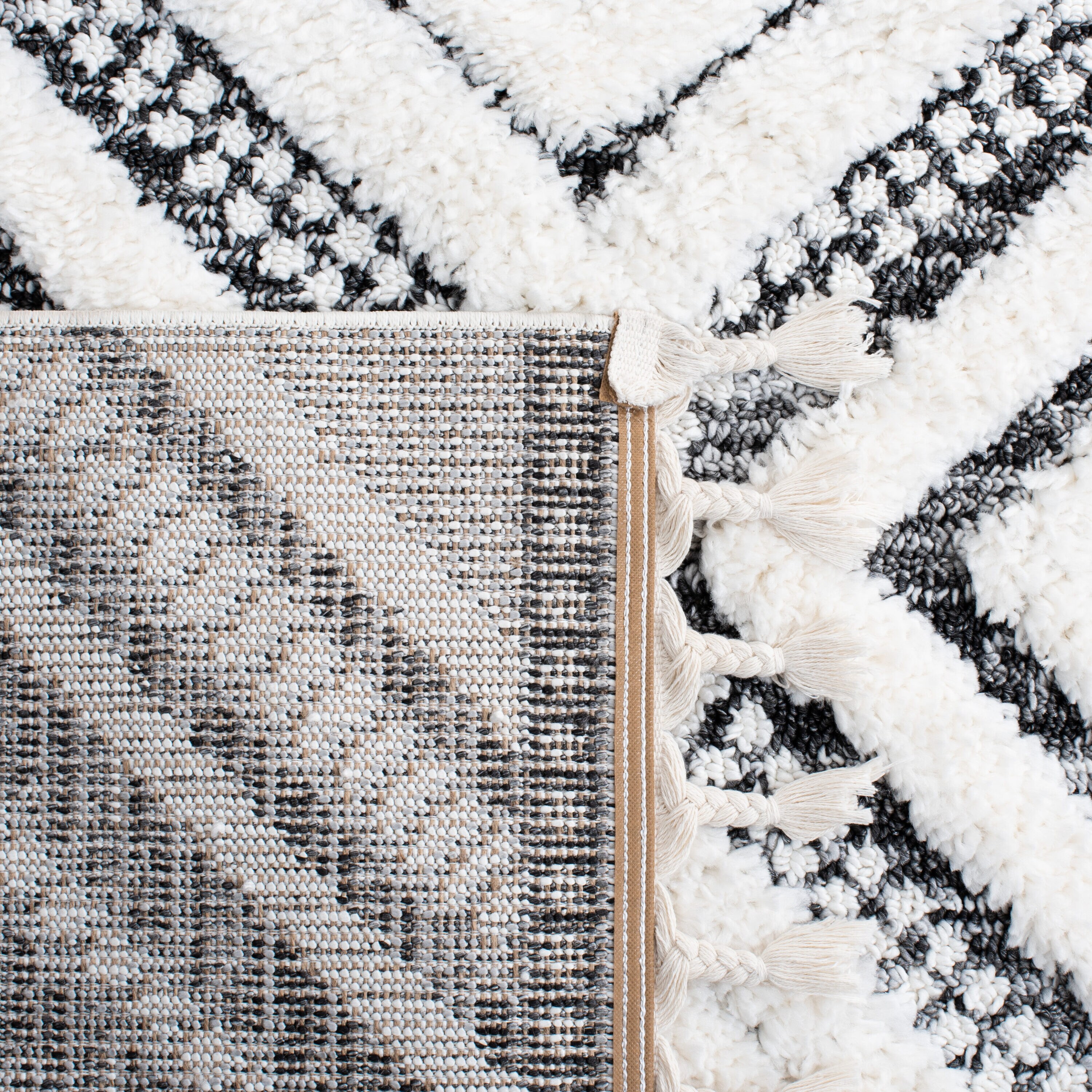 Safavieh MTS636A-7SQ rugs - View #3