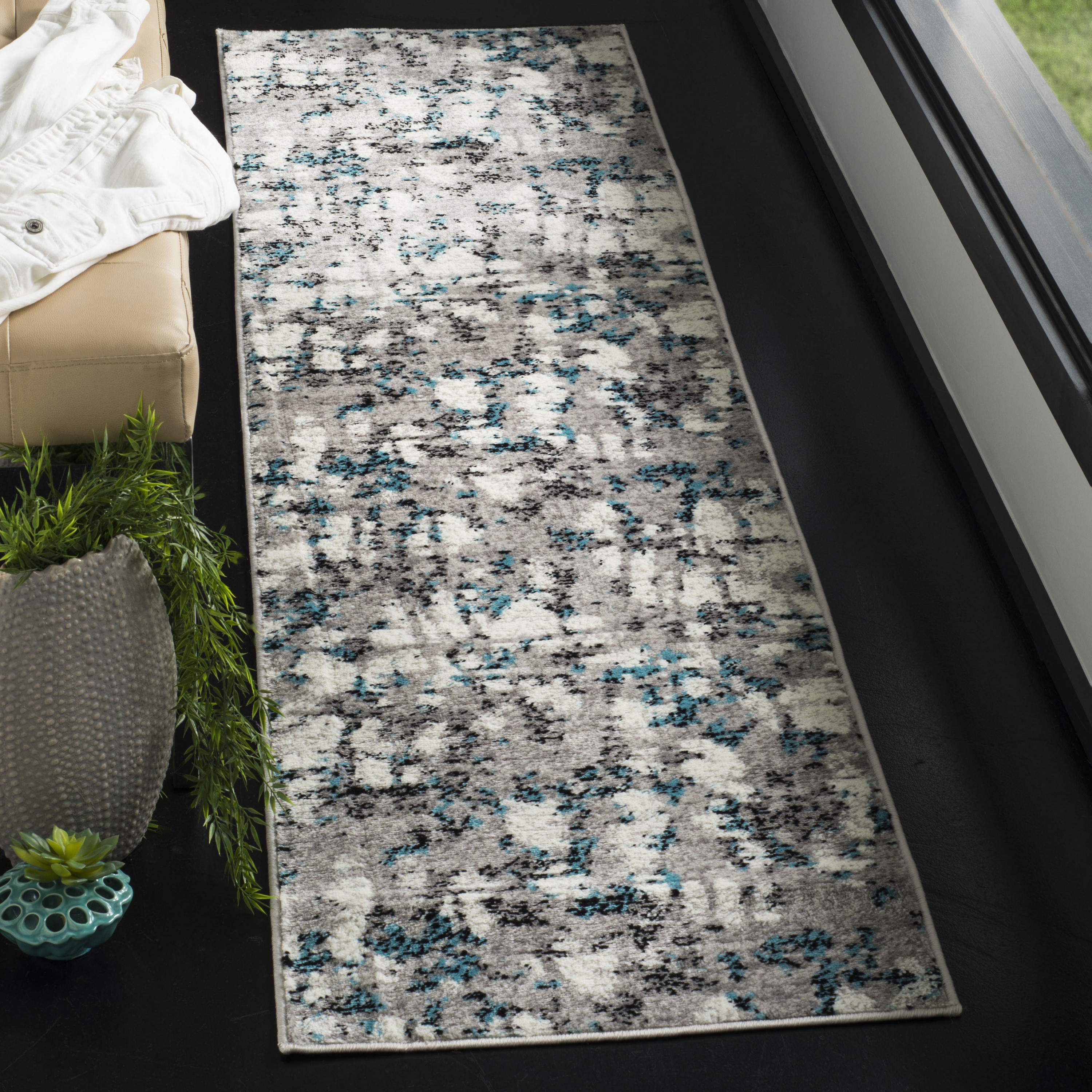 Safavieh SKY193B-210 Skyler Zinca 2 x 10 (ft) Loomed Polypropylene Gray/Blue Rectangular Indoor Abstract Runner rug