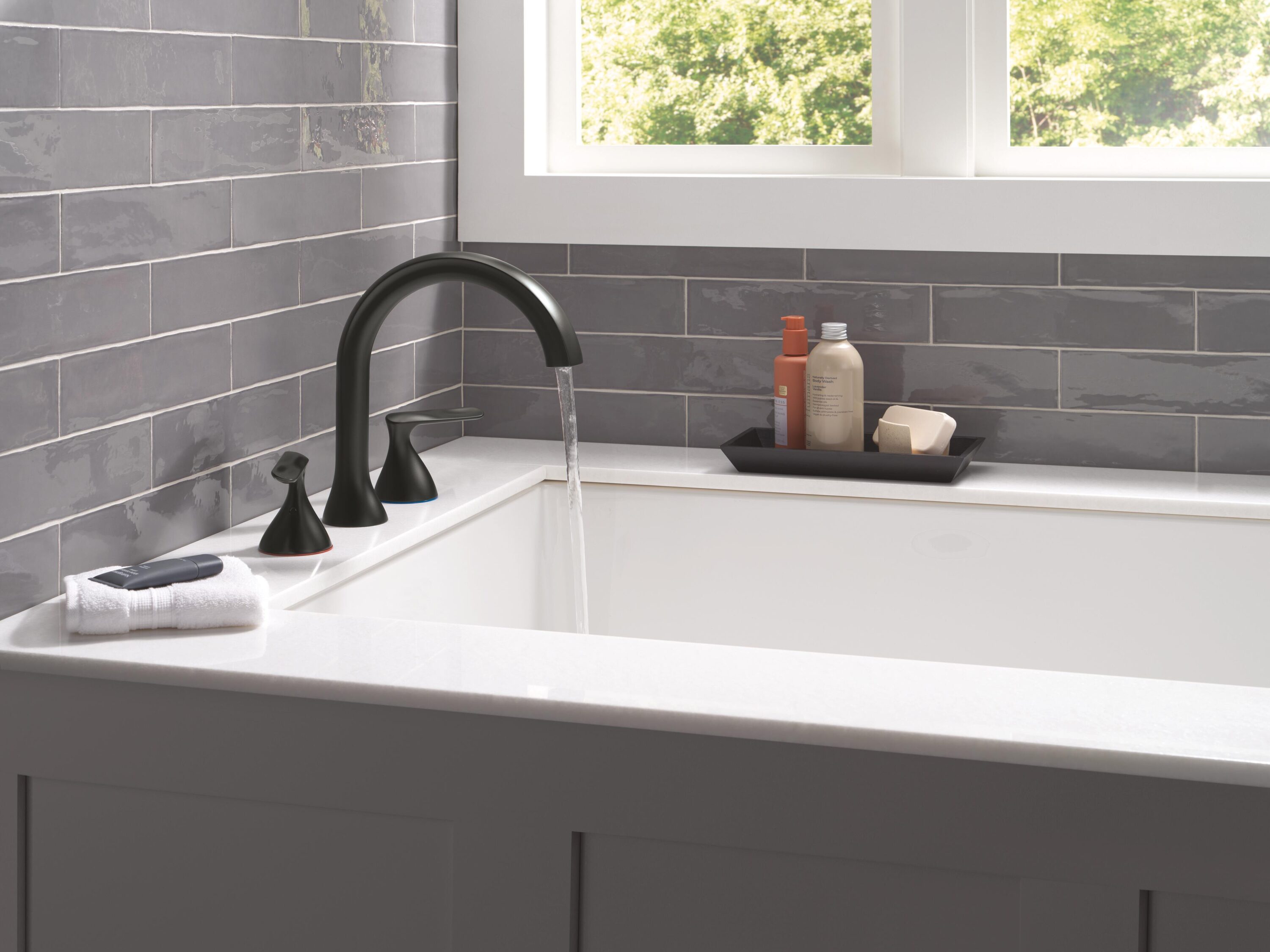 Delta T2745-BL Roman-Tub-Faucets - View #2