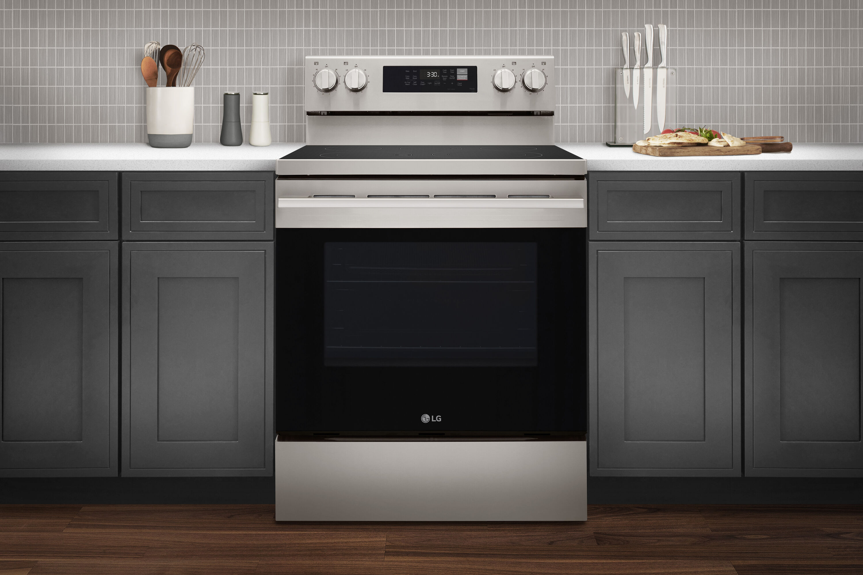LG LREN6323YE Freestanding-Electric-Ranges - View #10