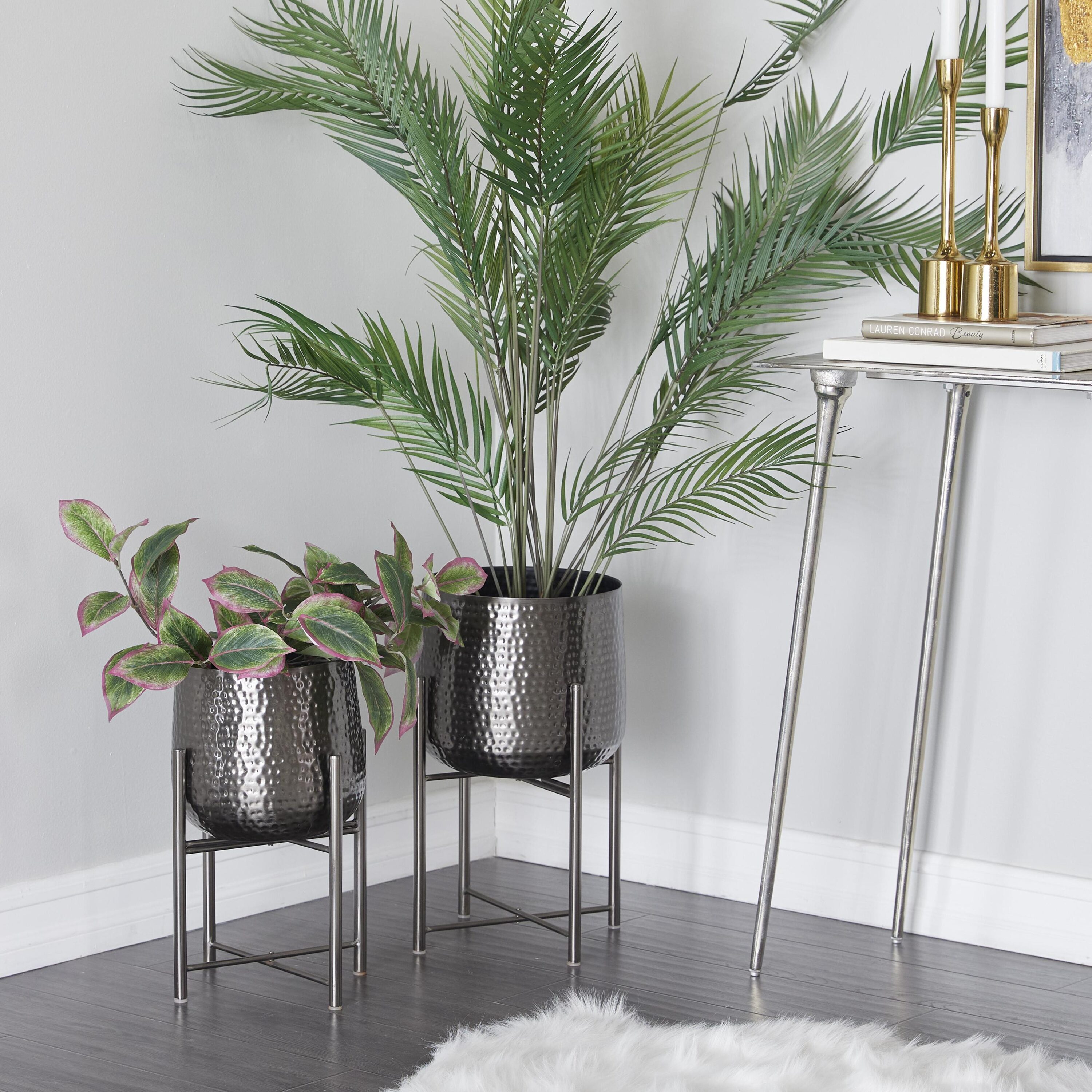 Grayson Lane 51991 2 -Pack Round 11.0-in W x 19-in H x 11-in D Black Metal Contemporary/Modern Indoor/Outdoor Planter Stand Included
