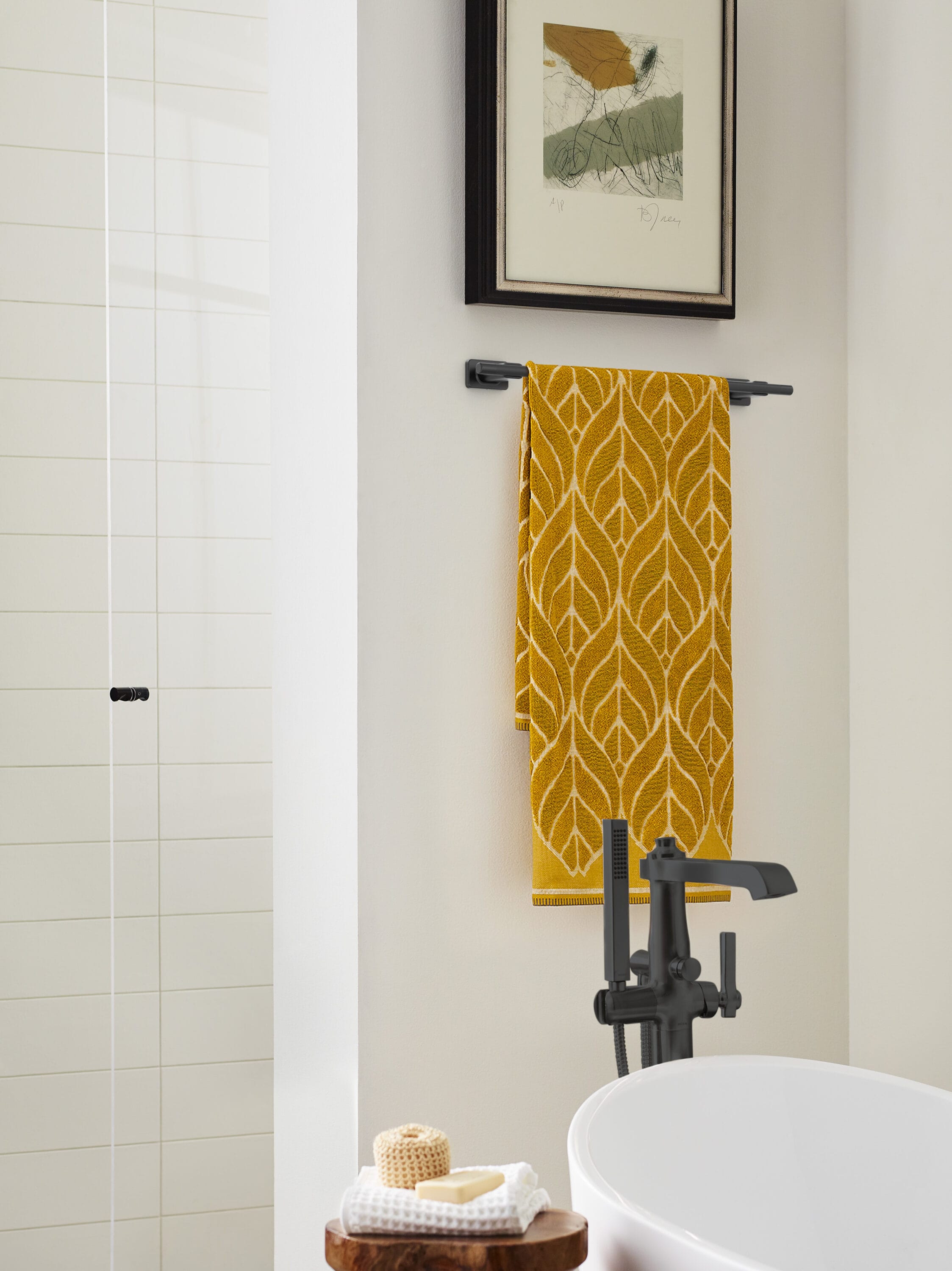 Esquire 18'' Black Bronze Wall Mounted Towel Bar